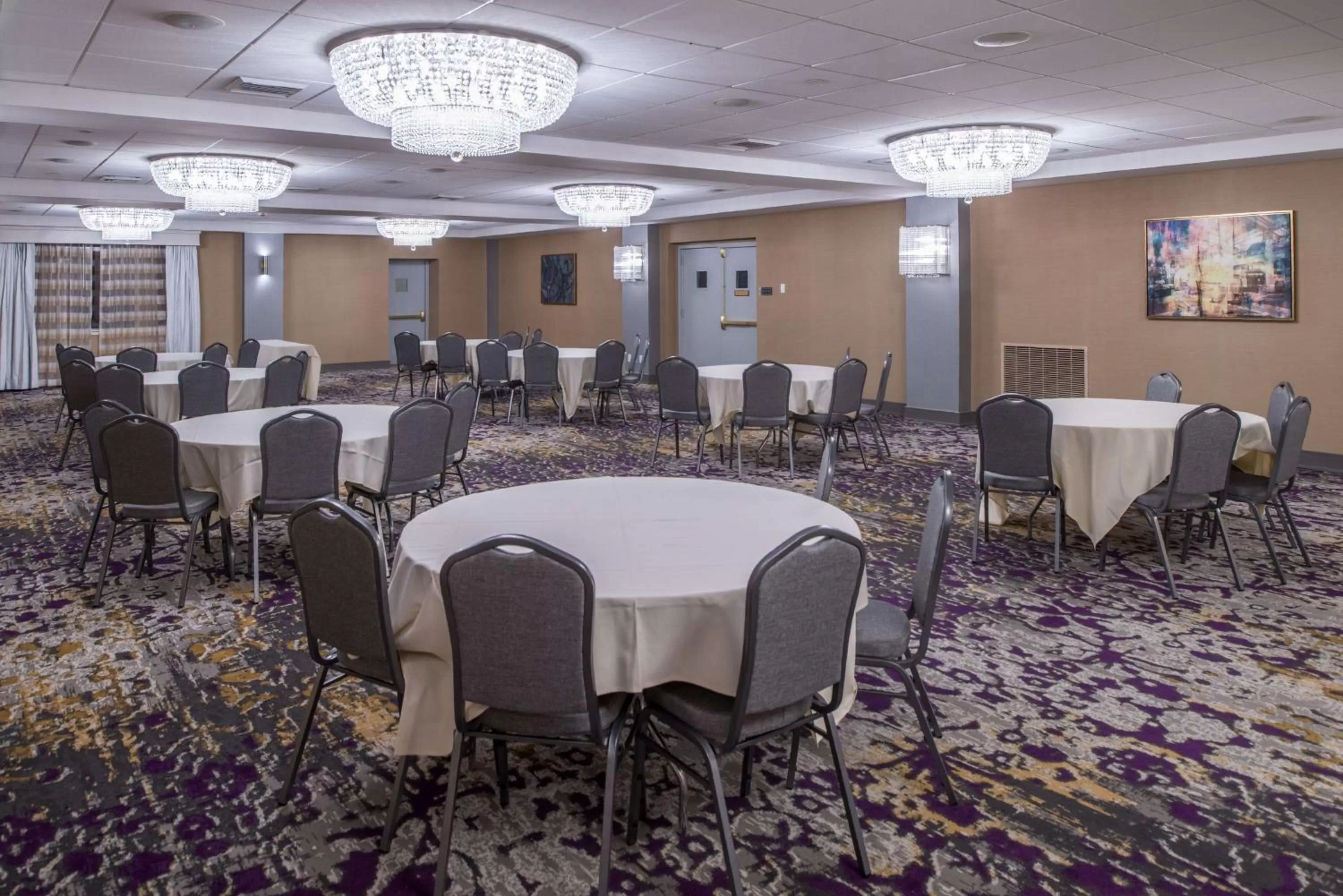 Meeting/conference room in DoubleTree by Hilton Utica