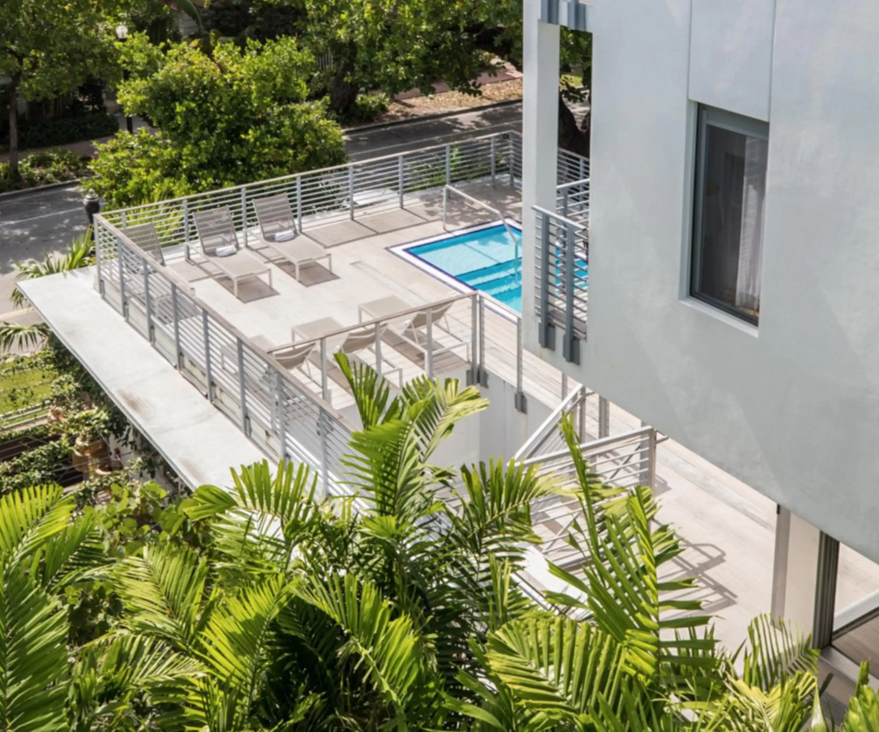 Balcony/Terrace, Pool View in The Meridian Hotel Miami Beach