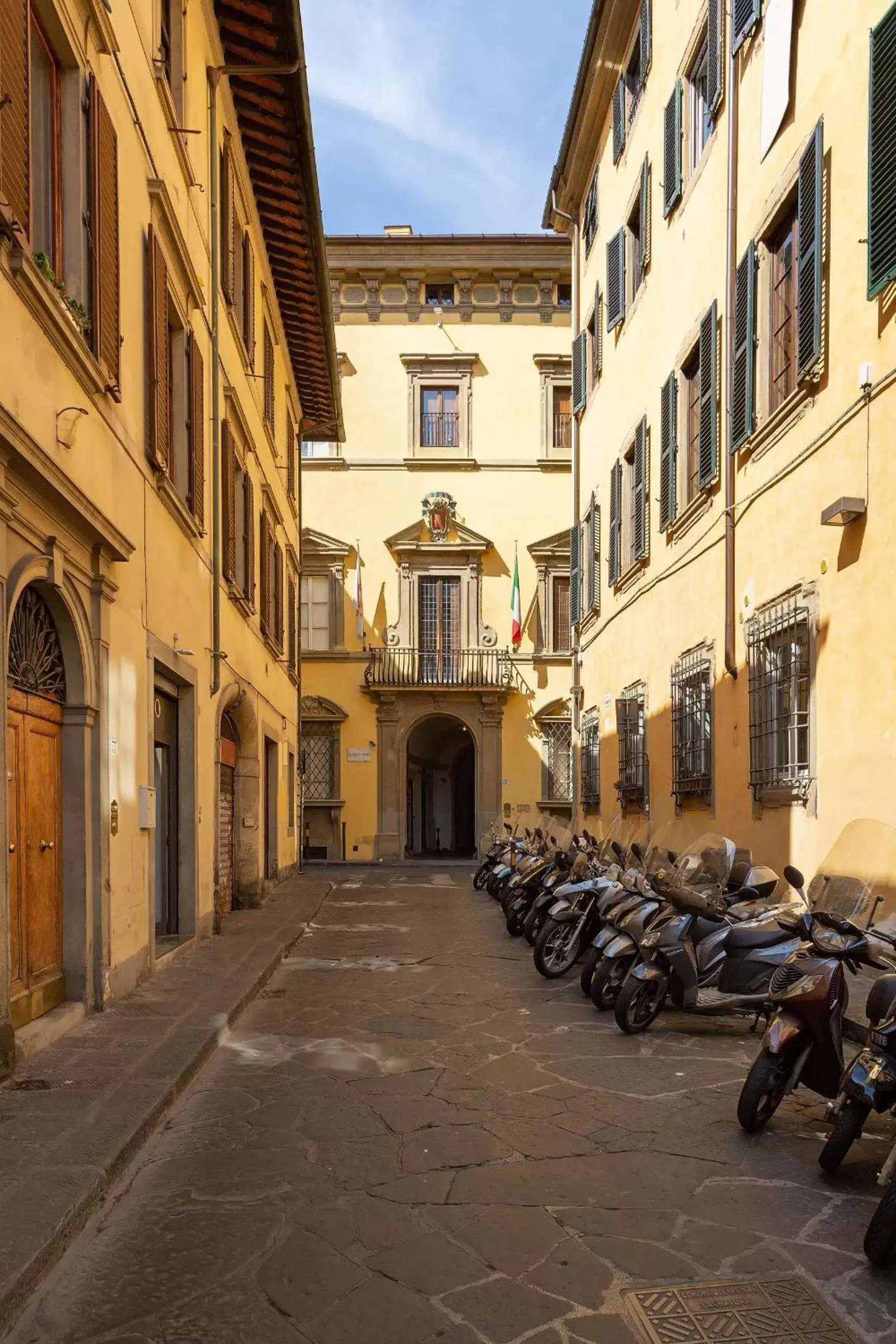 Facade/entrance, Neighborhood in Palazzo Graziani