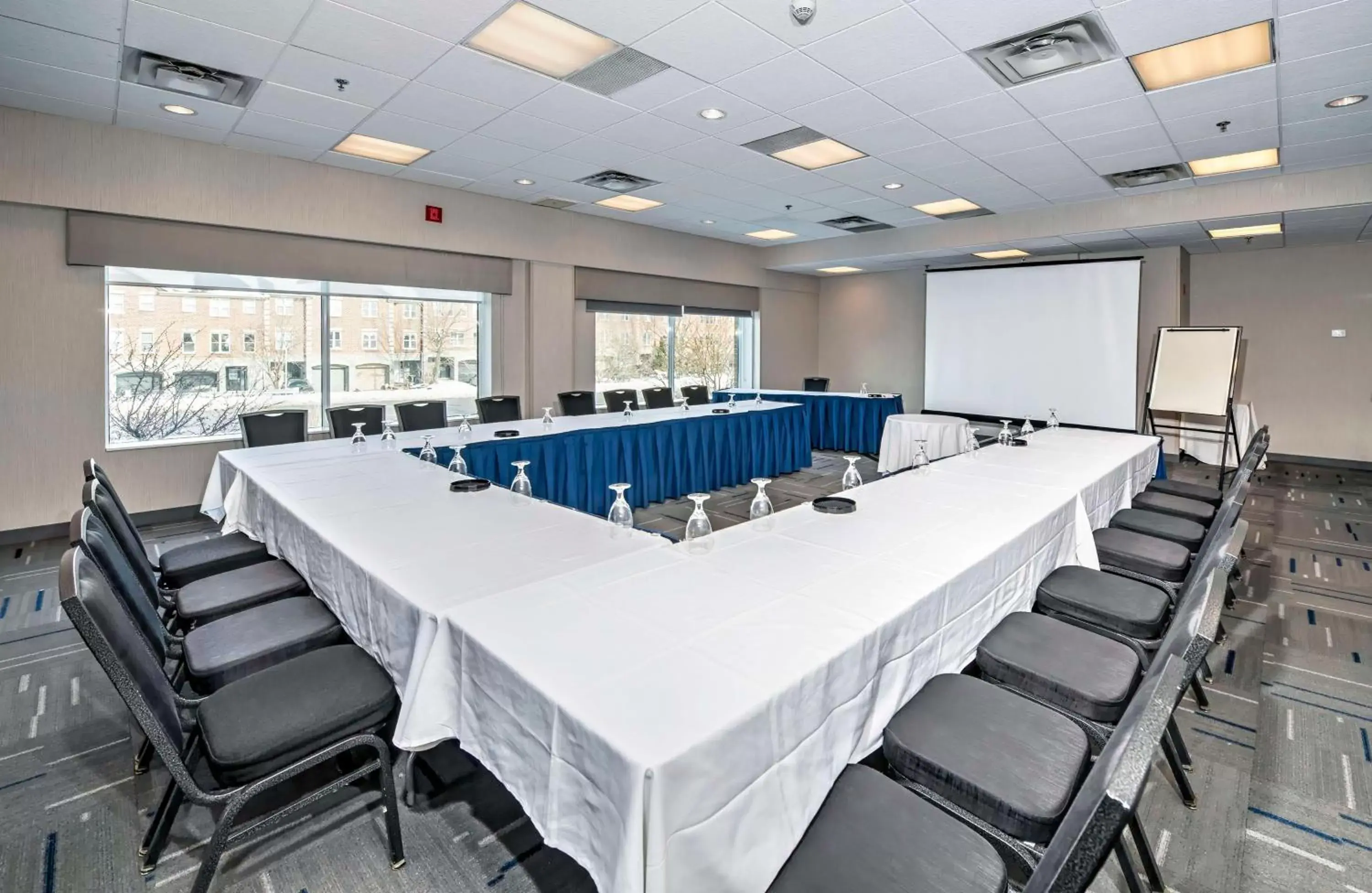 Meeting/conference room in Hampton by Hilton Ottawa