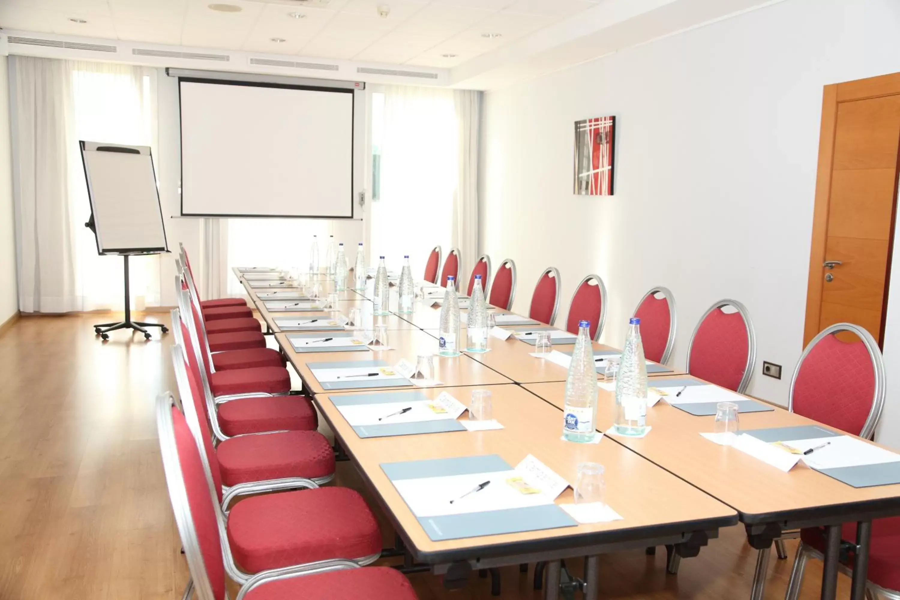 Meeting/conference room in Campanile Barcelona