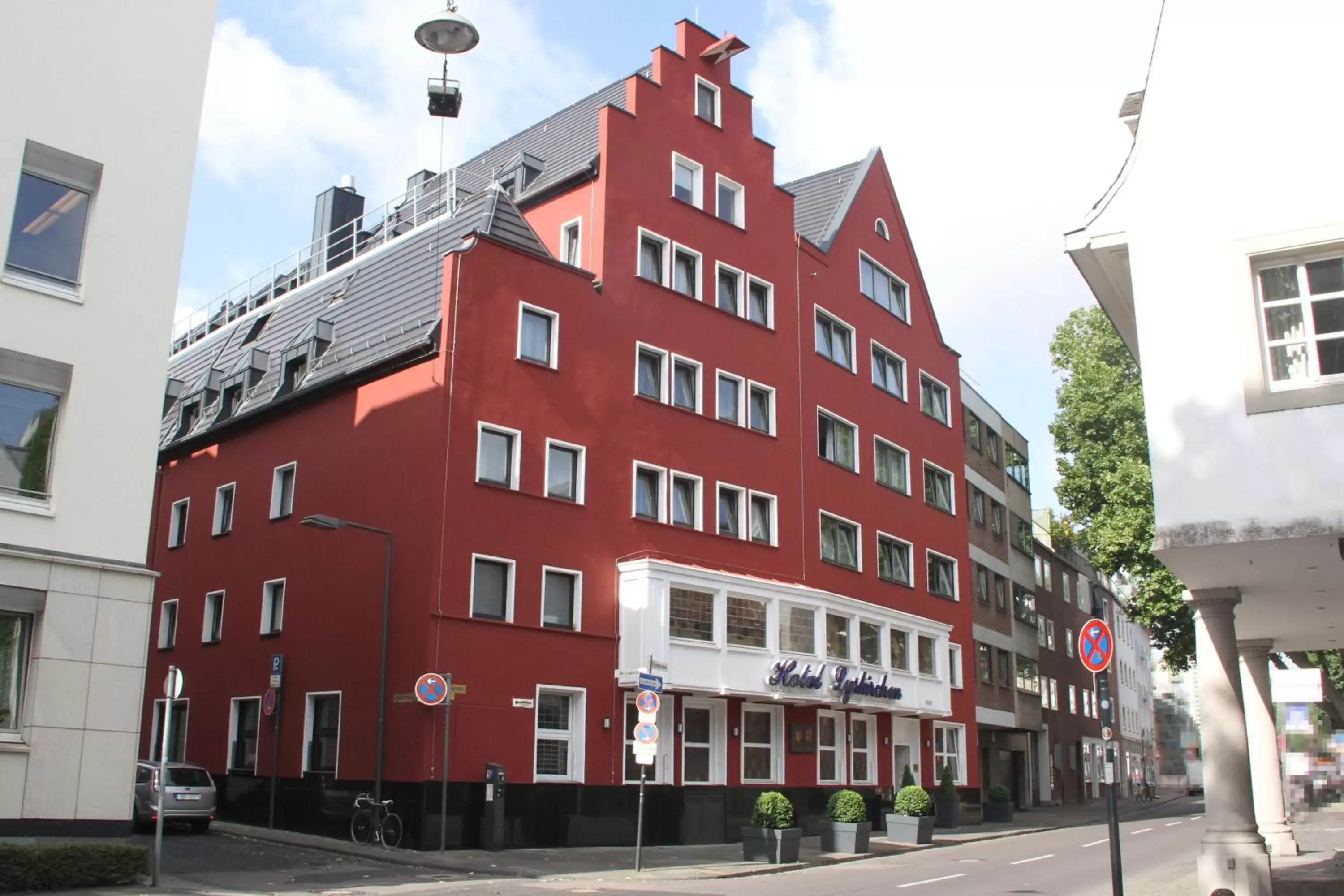 Property building in Hotel Lyskirchen