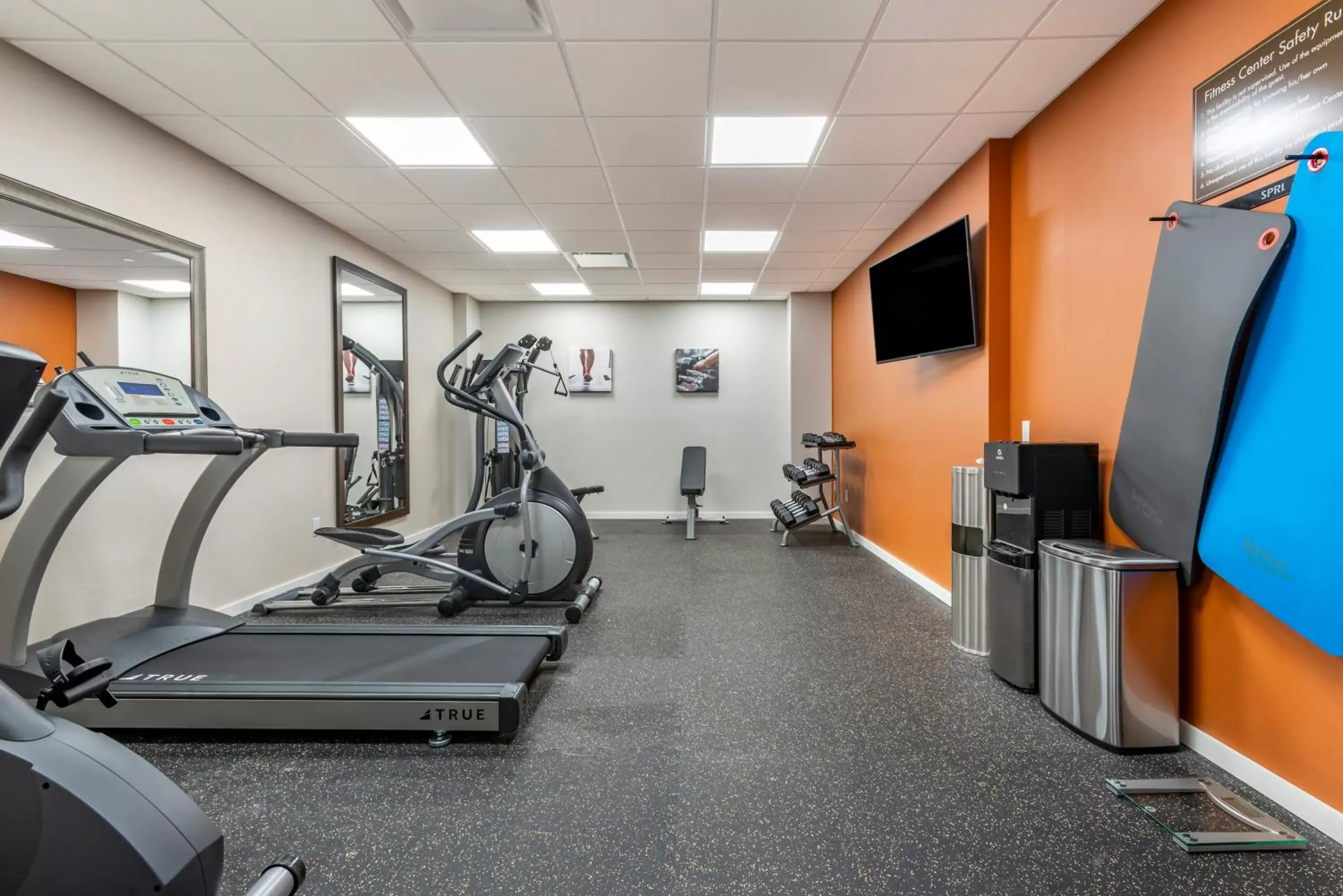 Fitness centre/facilities, Fitness Center/Facilities in Comfort Inn