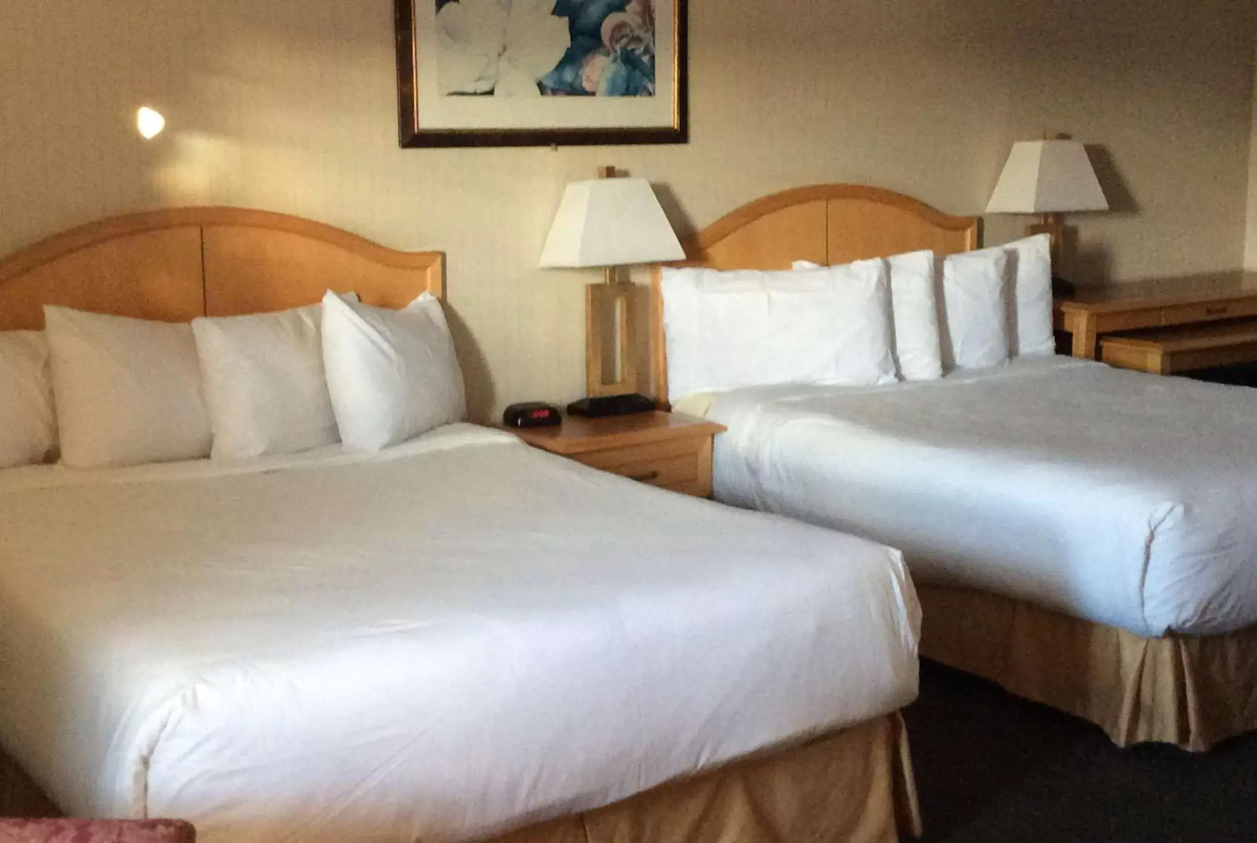 Queen Room with Two Queen Beds - Smoking in Travelodge by Wyndham Dawson Creek
