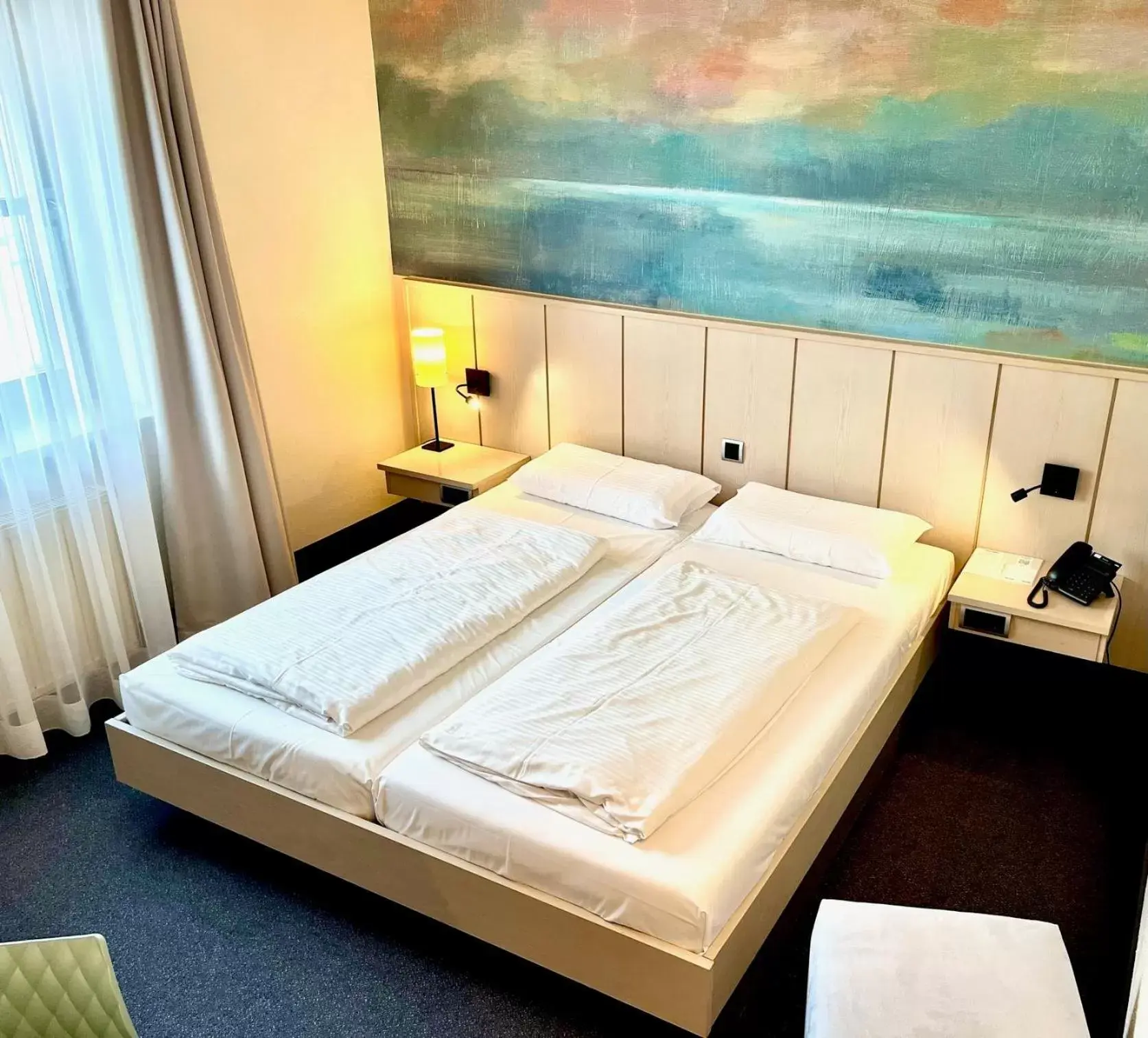 Photo of the whole room, Bed in Hotel Schiller