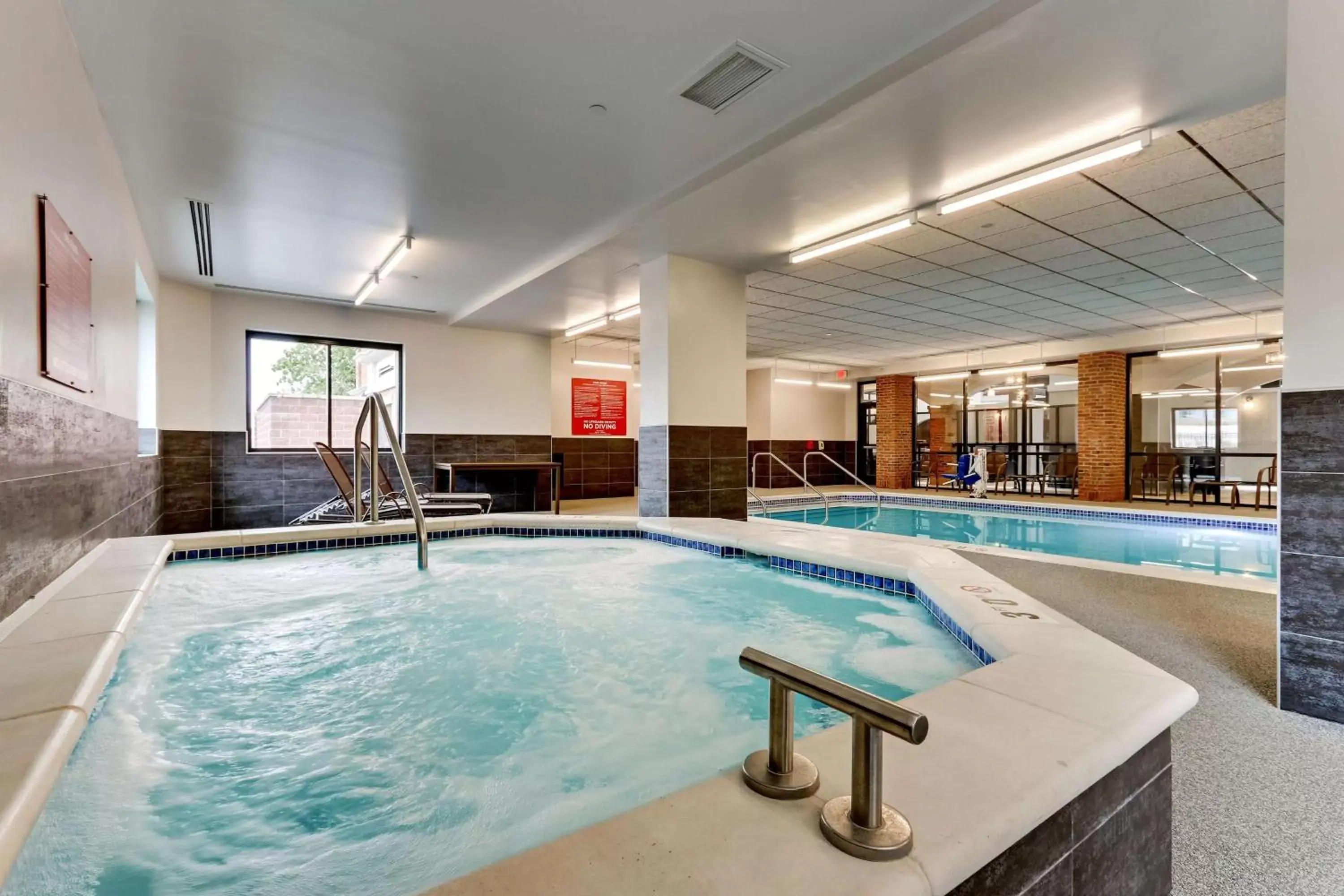 Pool view, Swimming Pool in Drury Plaza Hotel St. Paul Downtown