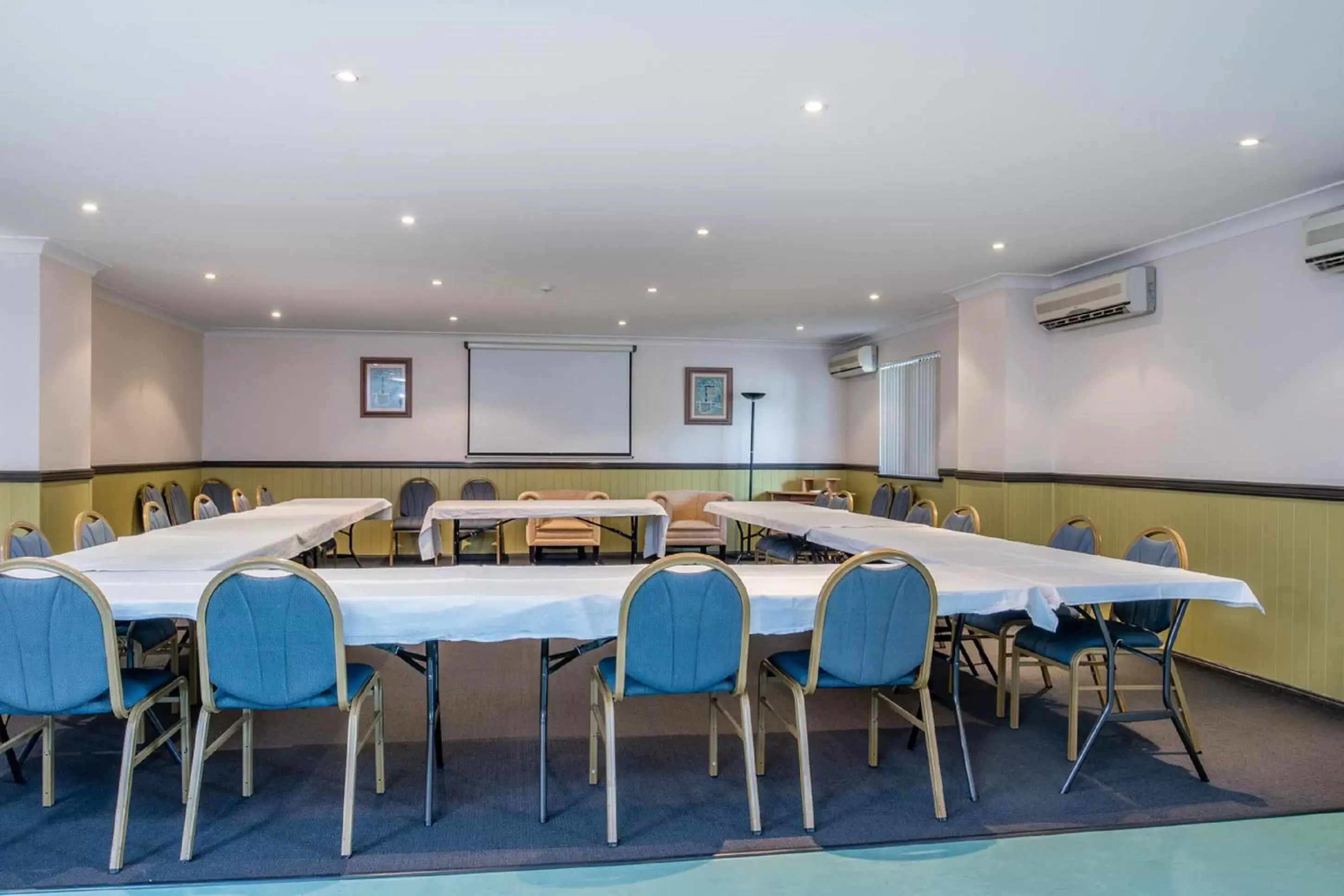 Meeting/conference room in Aspley Carsel Motor Inn