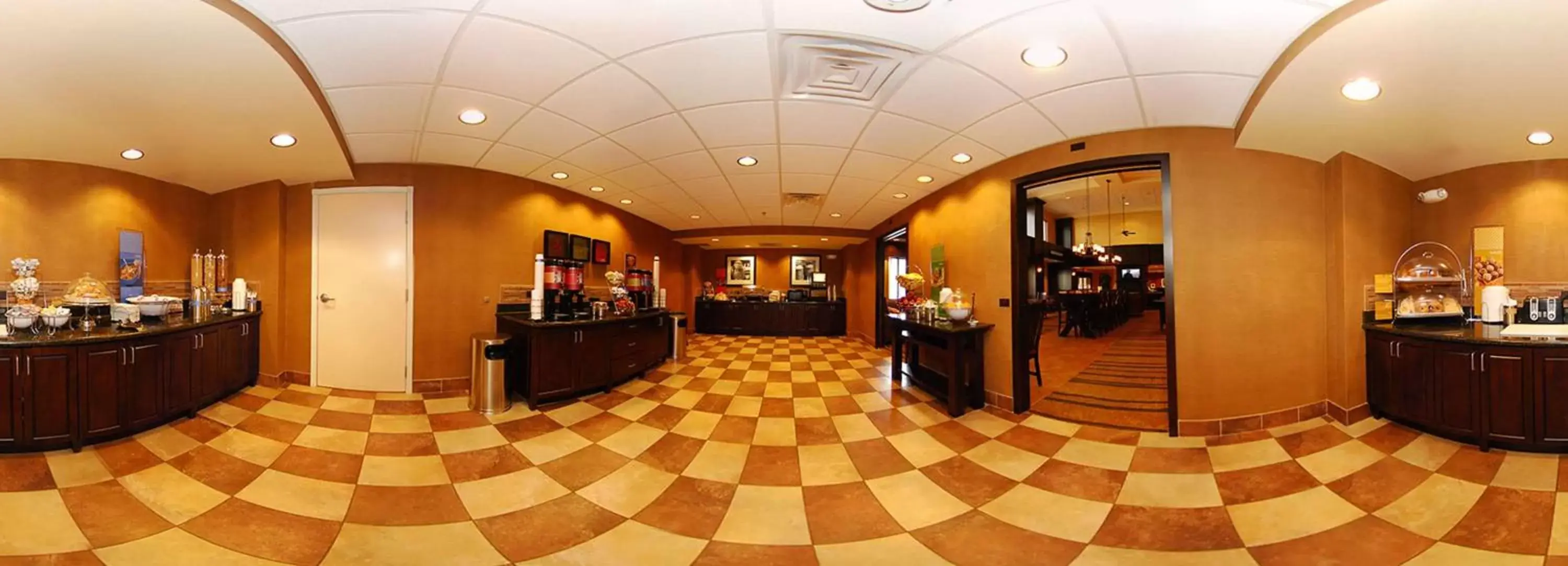 Dining area, Restaurant/Places to Eat in Newly Renovated-Hampton Inn & Suites Casper