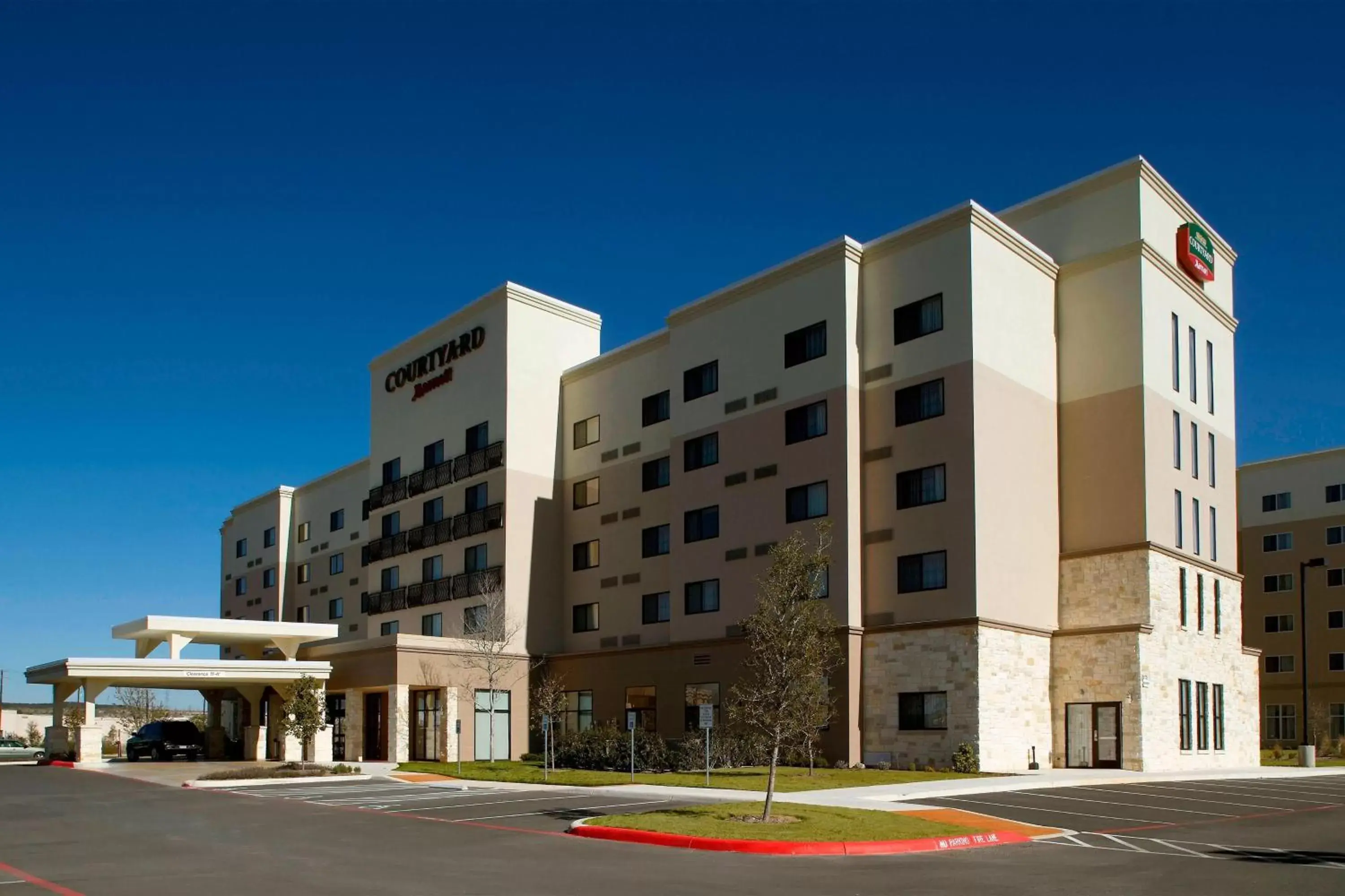 Property Building in Courtyard by Marriott San Antonio Six Flags at The RIM