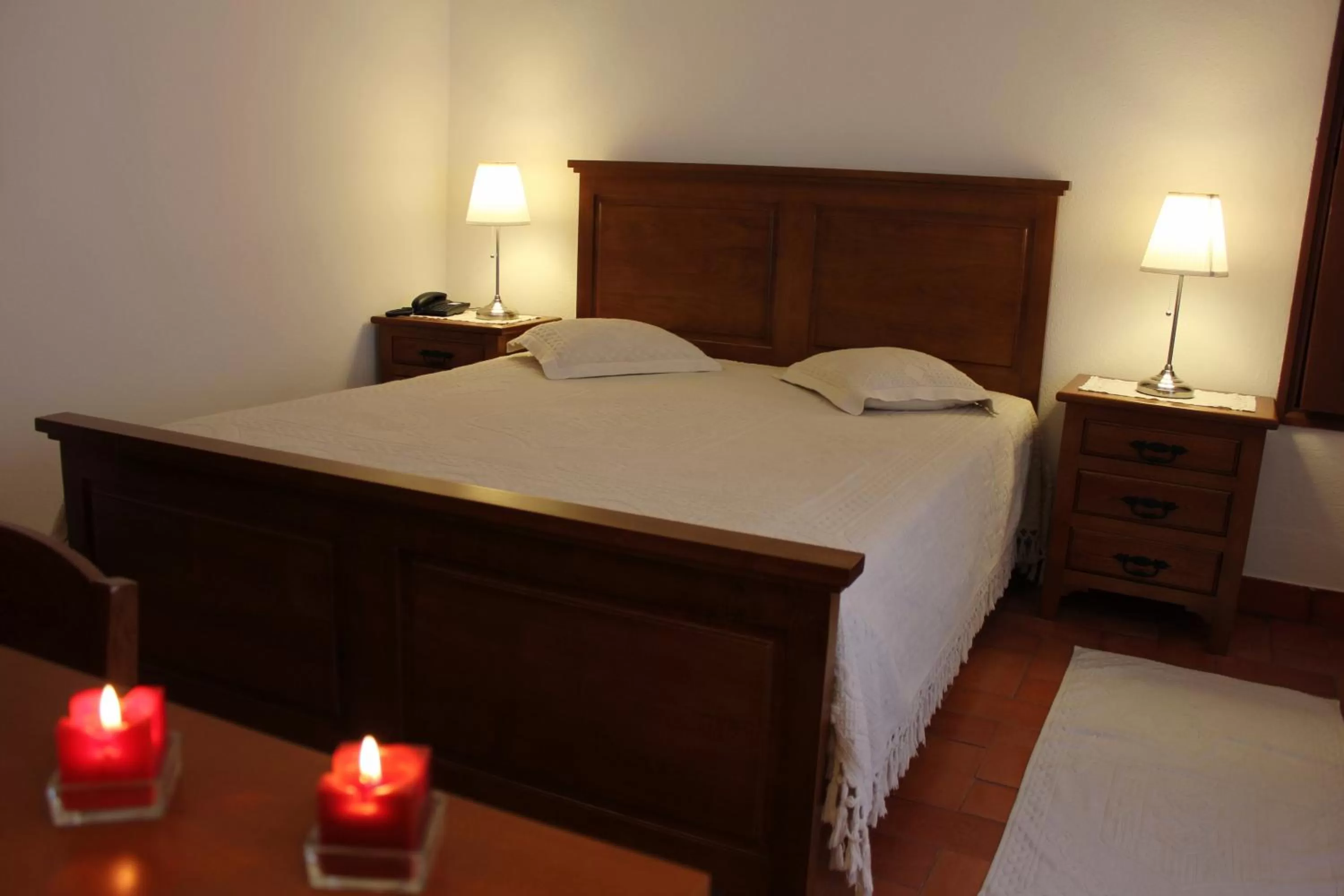 Decorative detail, Bed in Dom Dinis Marvão