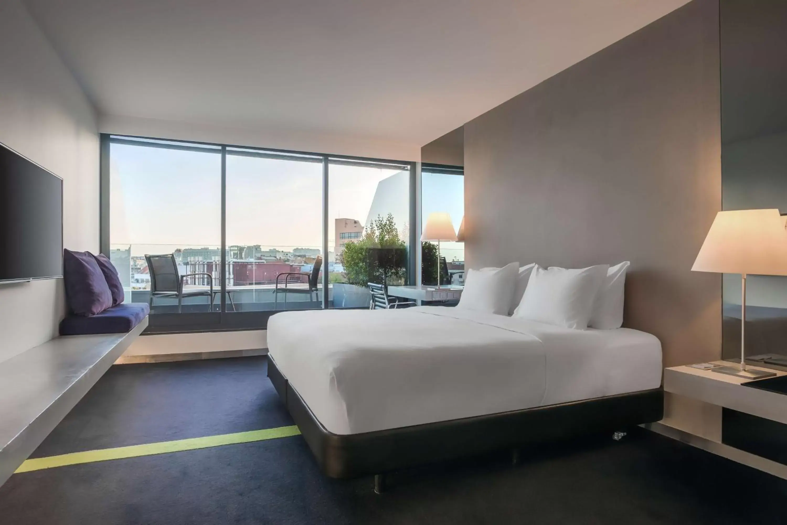 Bedroom in DoubleTree by Hilton Lisbon Fontana Park