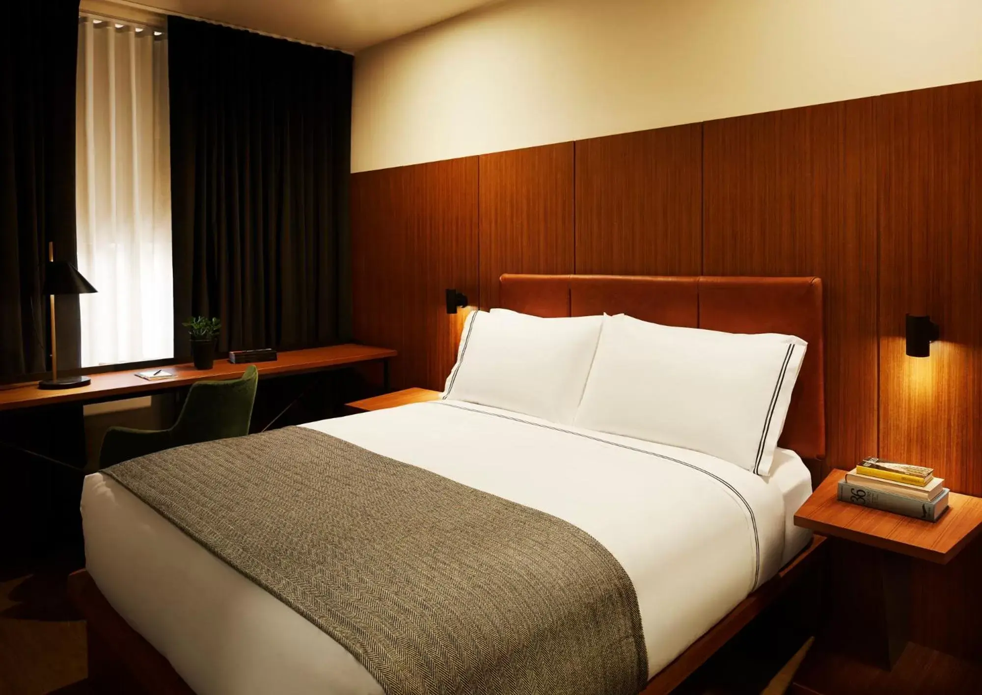 Bed in The Moore, New York City, a Member of Design Hotels Bed in The Moore, New York City, a Member of Design Hotels