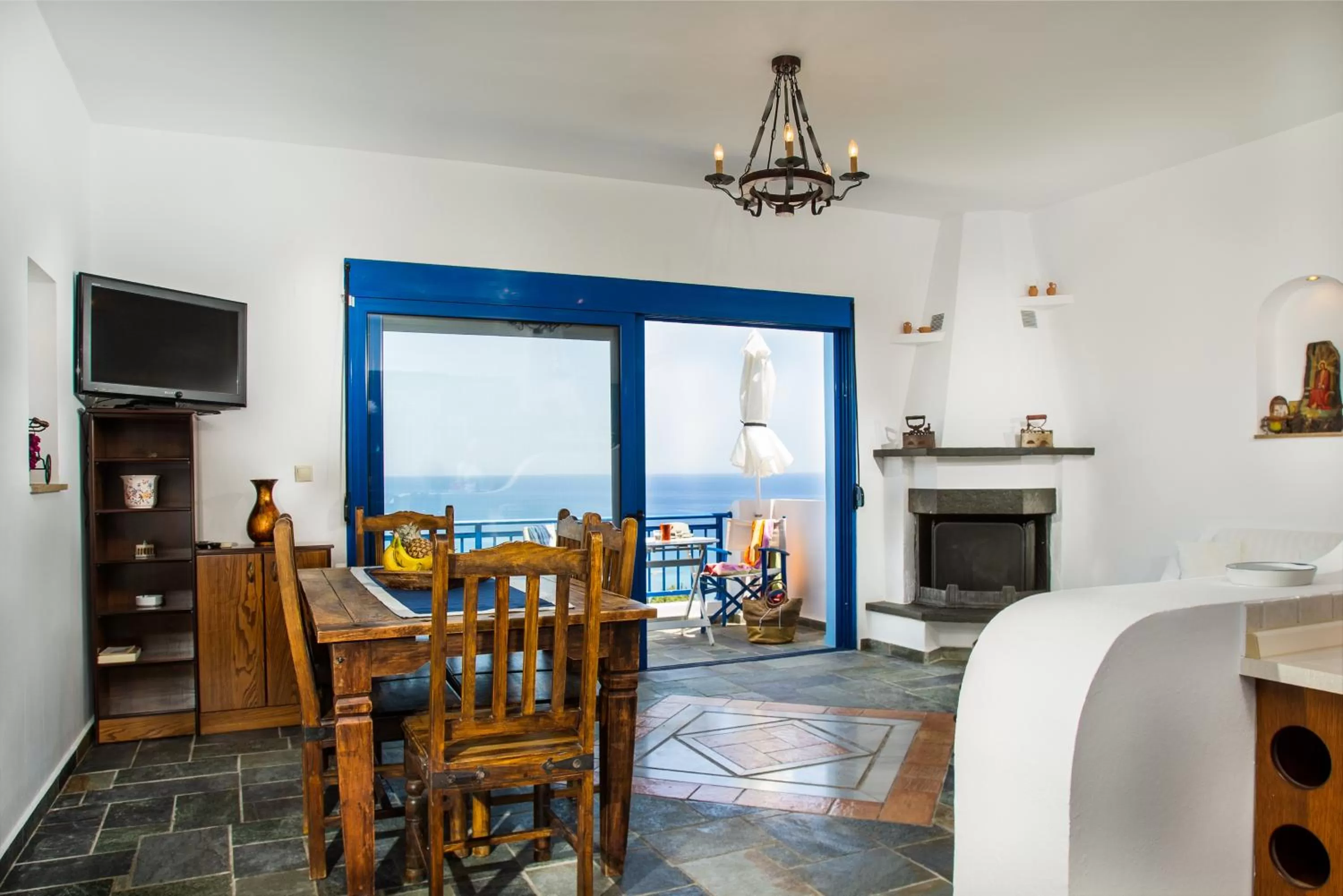 Dining area in Bella Vista Stegna