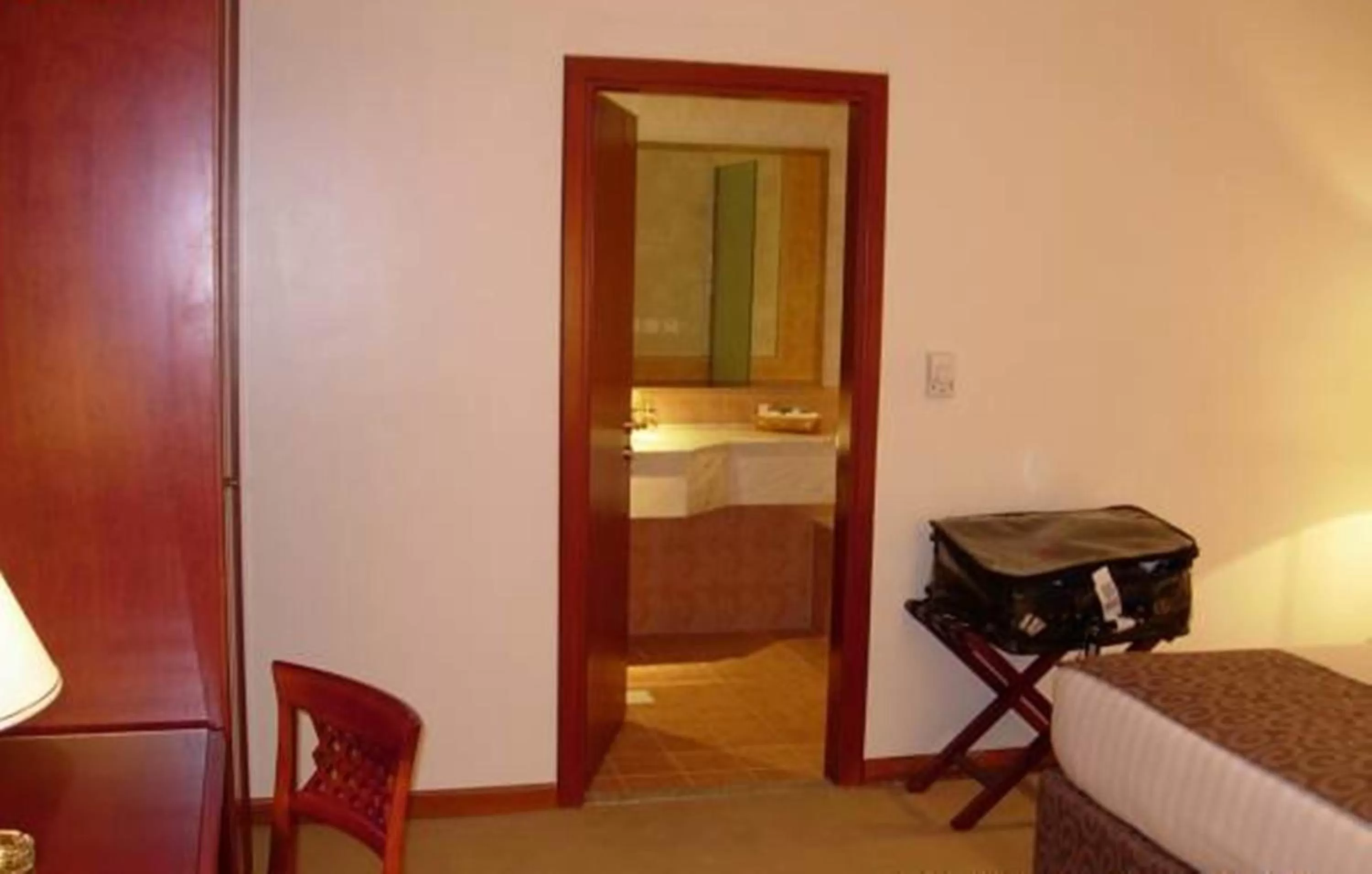 Bed in Executives Hotel - Olaya