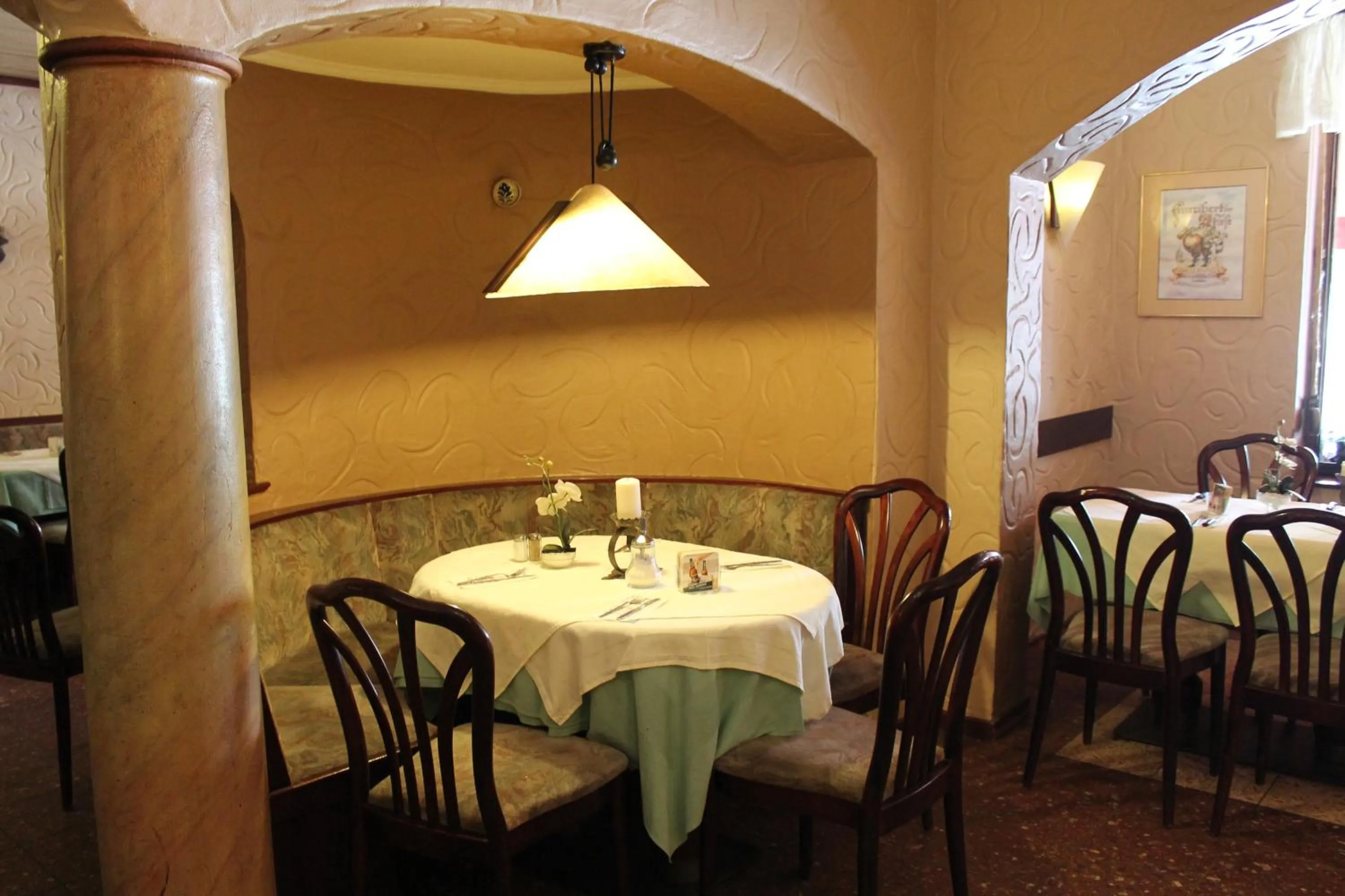 Restaurant/places to eat in Hotel Kunibert der Fiese - Superior