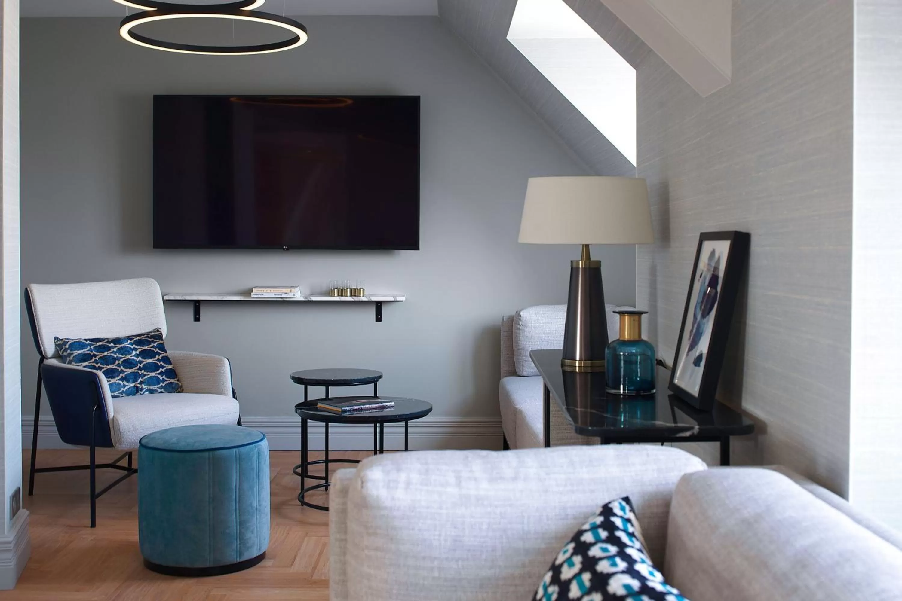 Lounge or bar in Paris Marriott Opera Ambassador Hotel