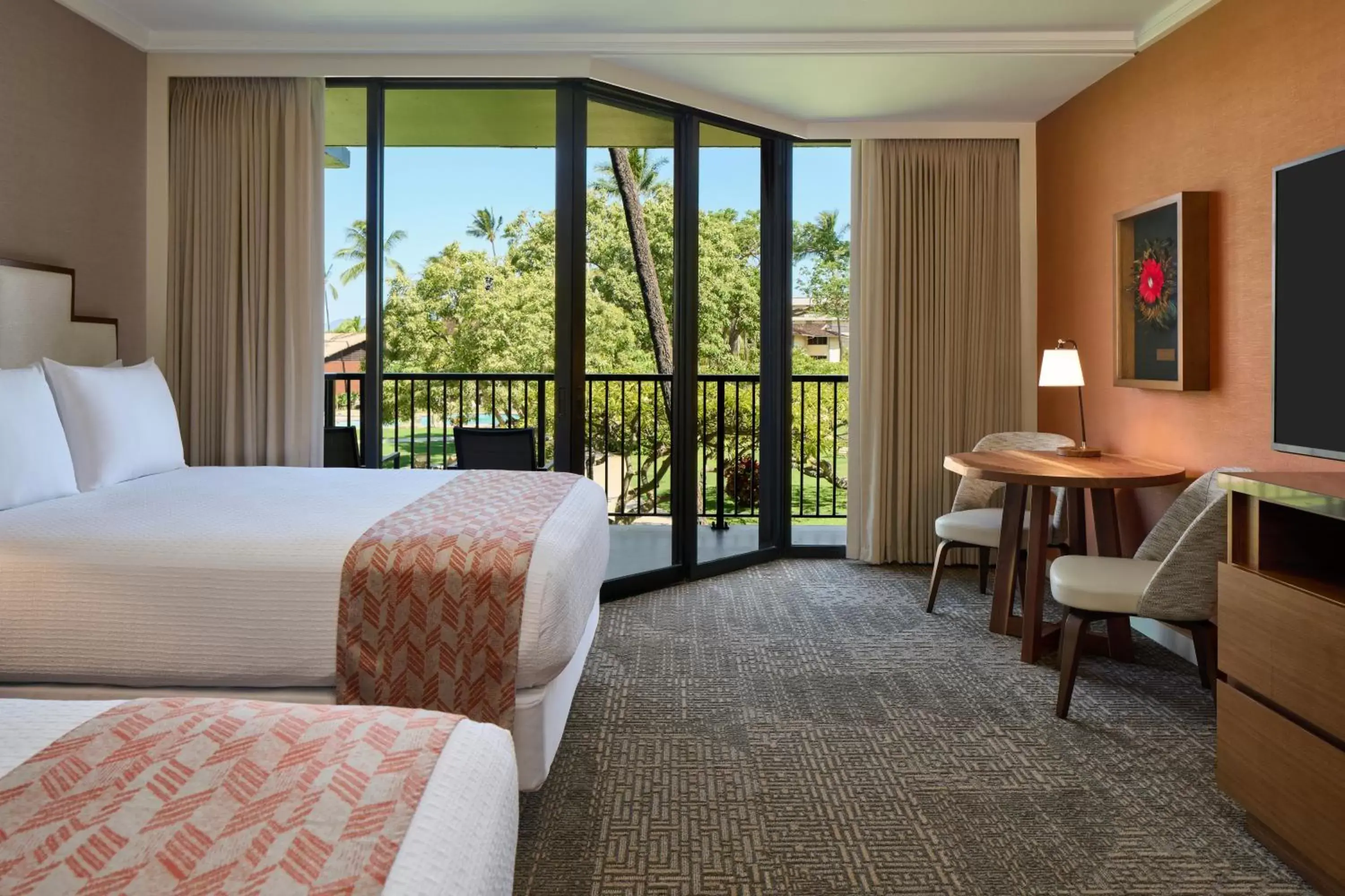 Bedroom in OUTRIGGER Kāʻanapali Beach Resort