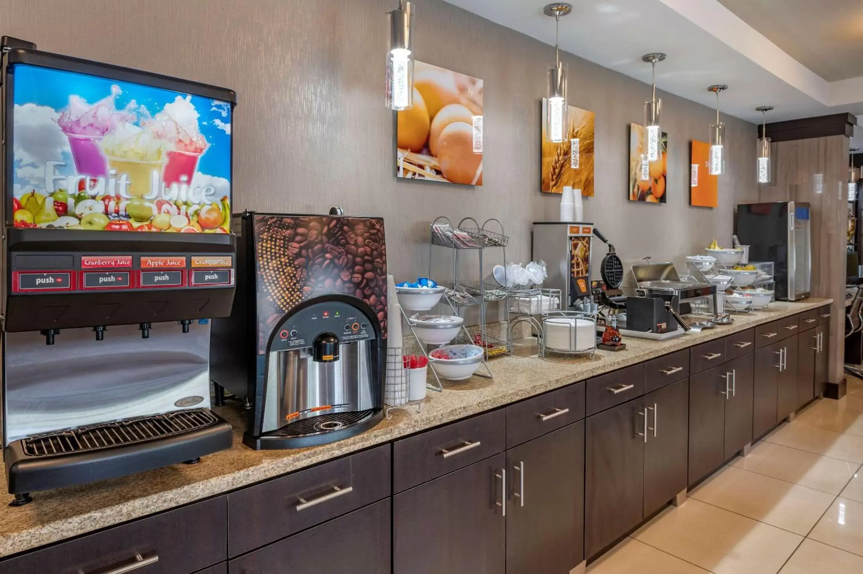 Restaurant/places to eat in Comfort Suites Columbus West - Hilliard Restaurant/places to eat in Comfort Suites Columbus West - Hilliard