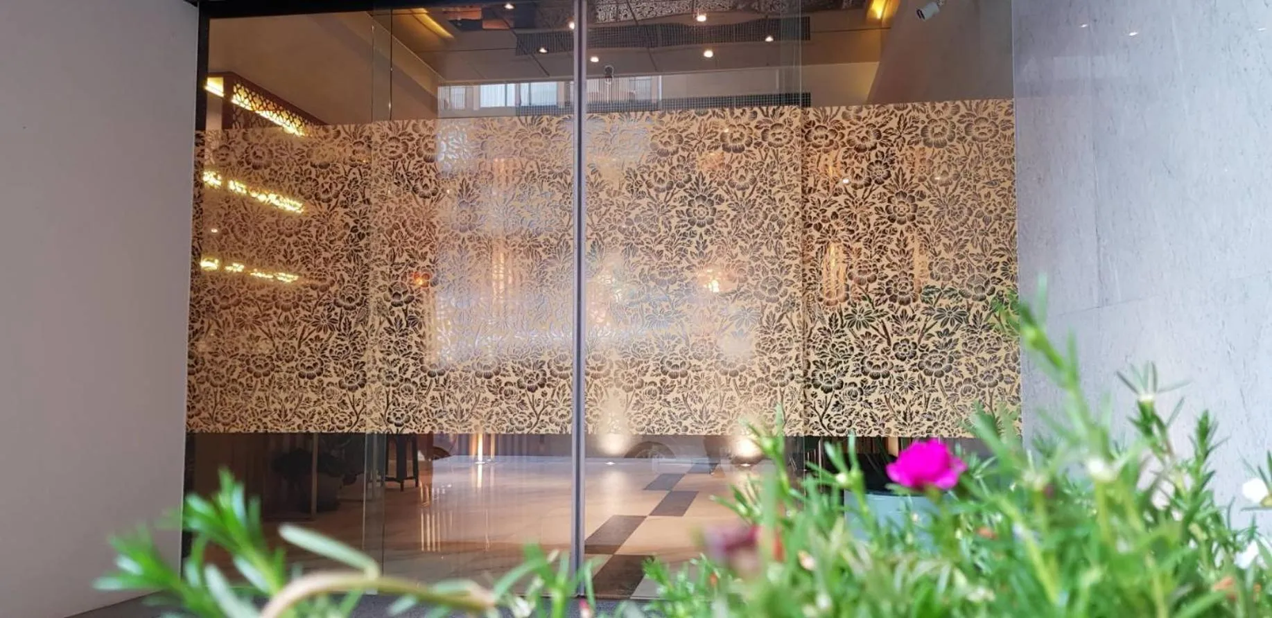 Bizotel Premier Hotel & Residence