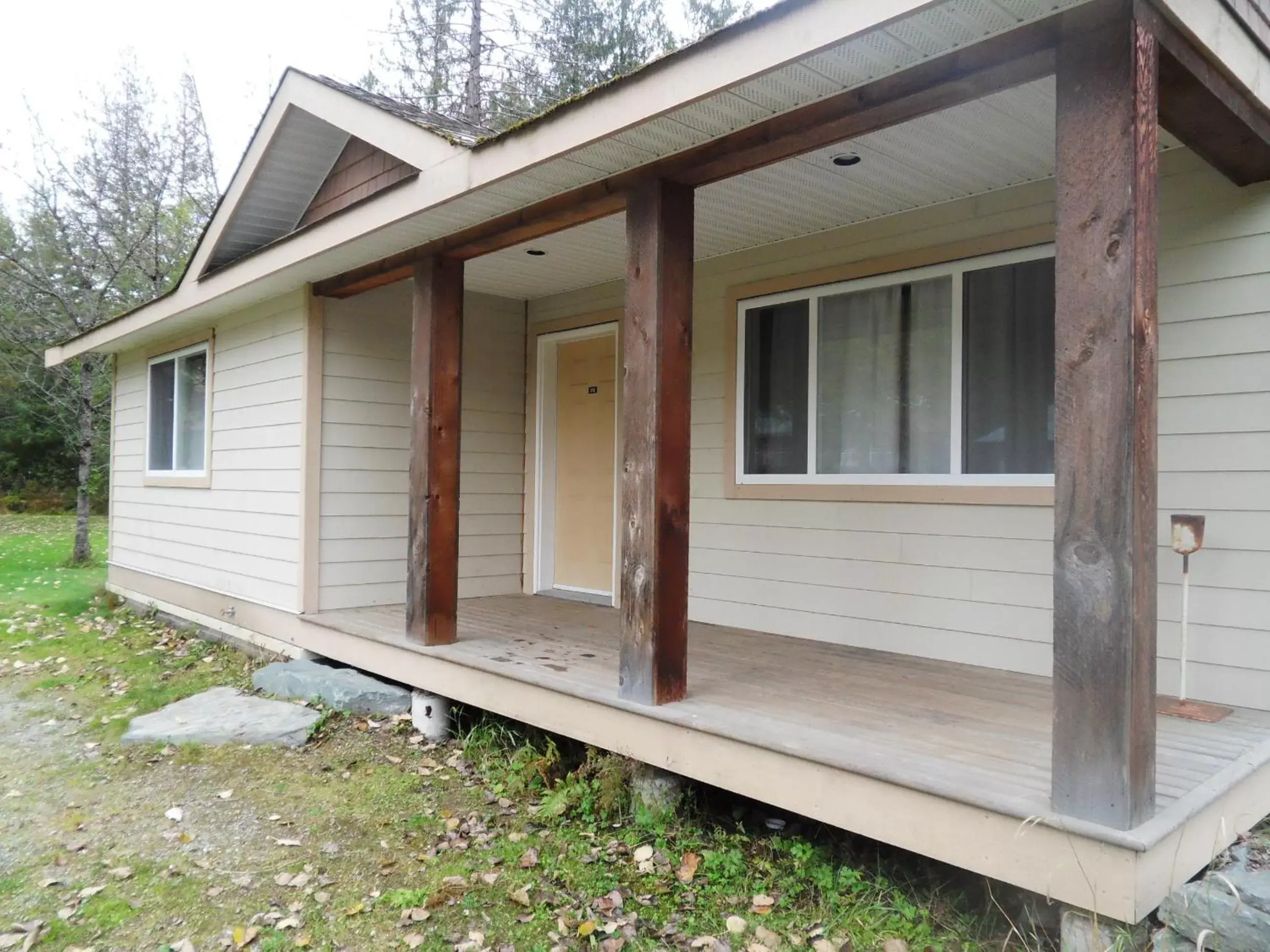 Facade/entrance, Property Building in The Hitching Post Motel