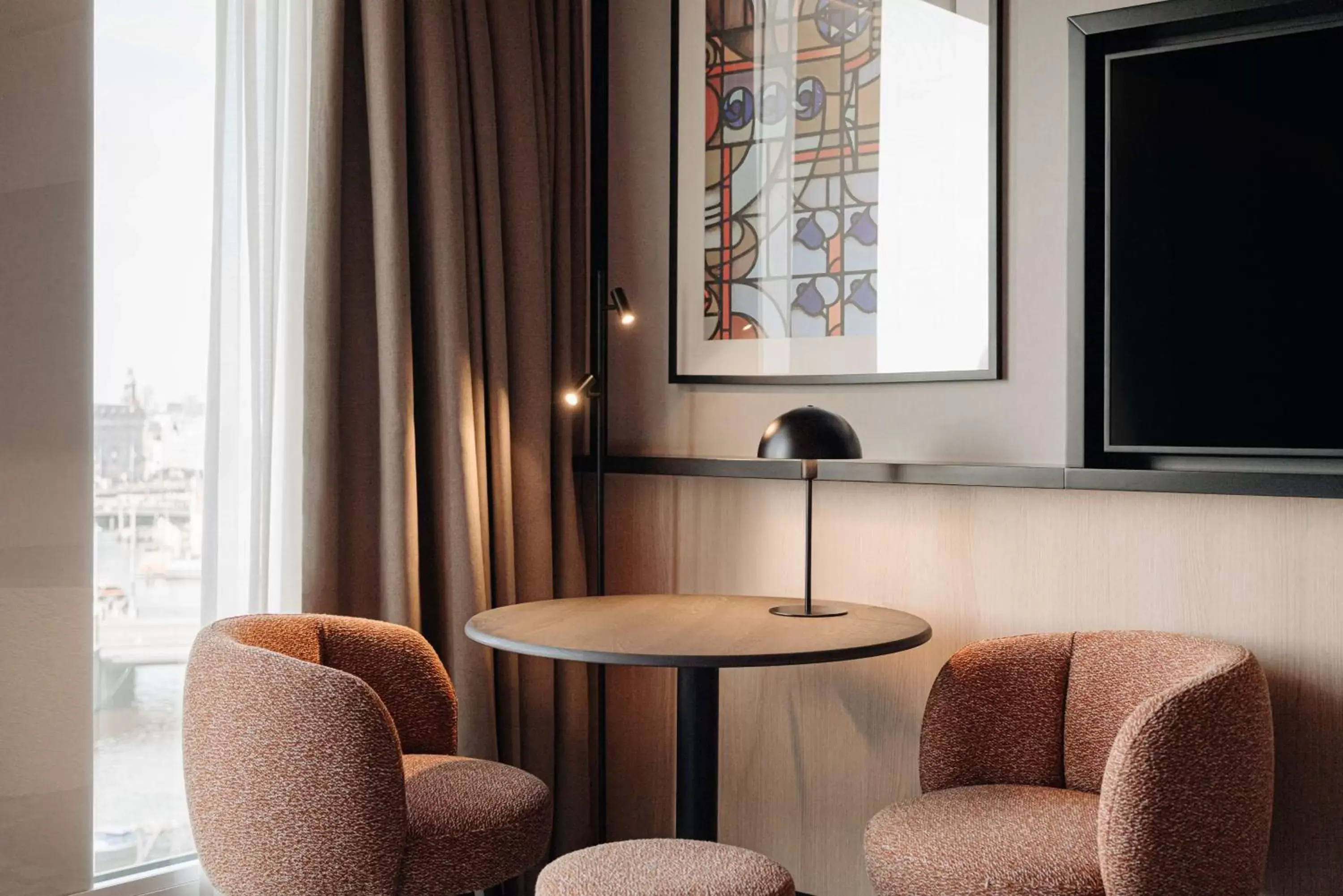 Living room, Seating Area in DoubleTree by Hilton Amsterdam Centraal Station