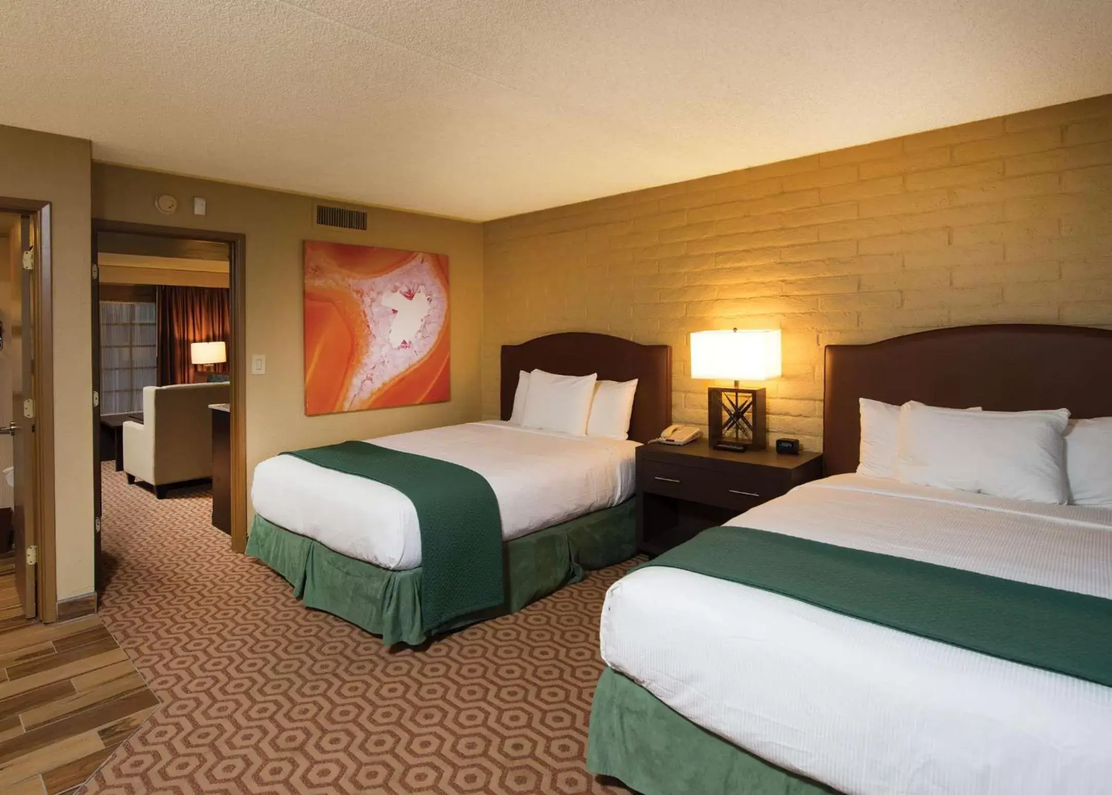 Bed in DoubleTree Suites by Hilton Tucson-Williams Center