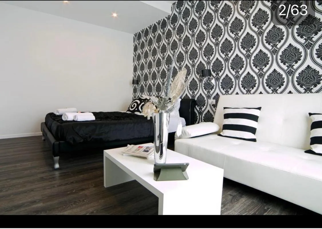 Bed in Rome Key Home