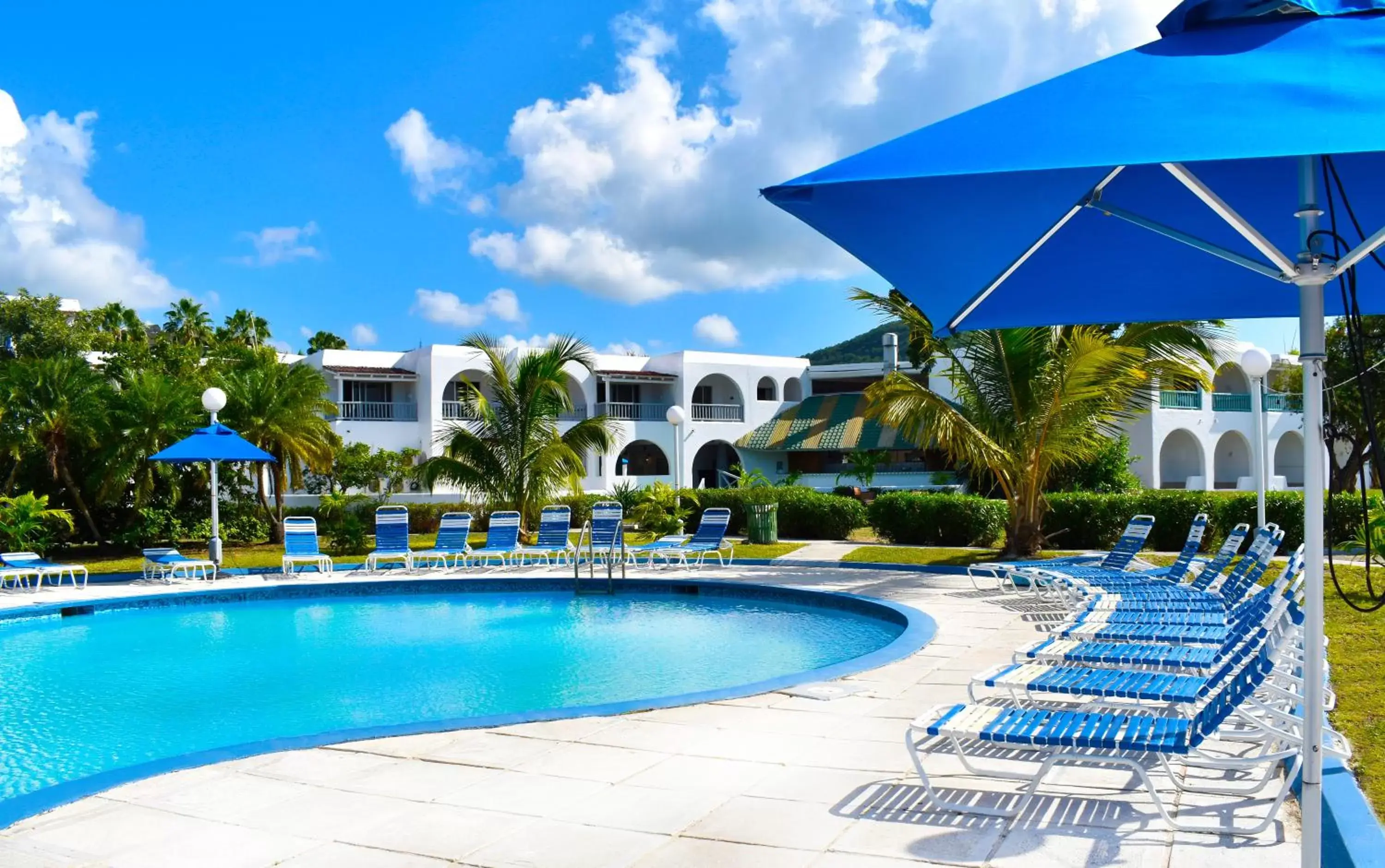 Pool view, Swimming Pool in Jolly Beach Antigua - All Inclusive