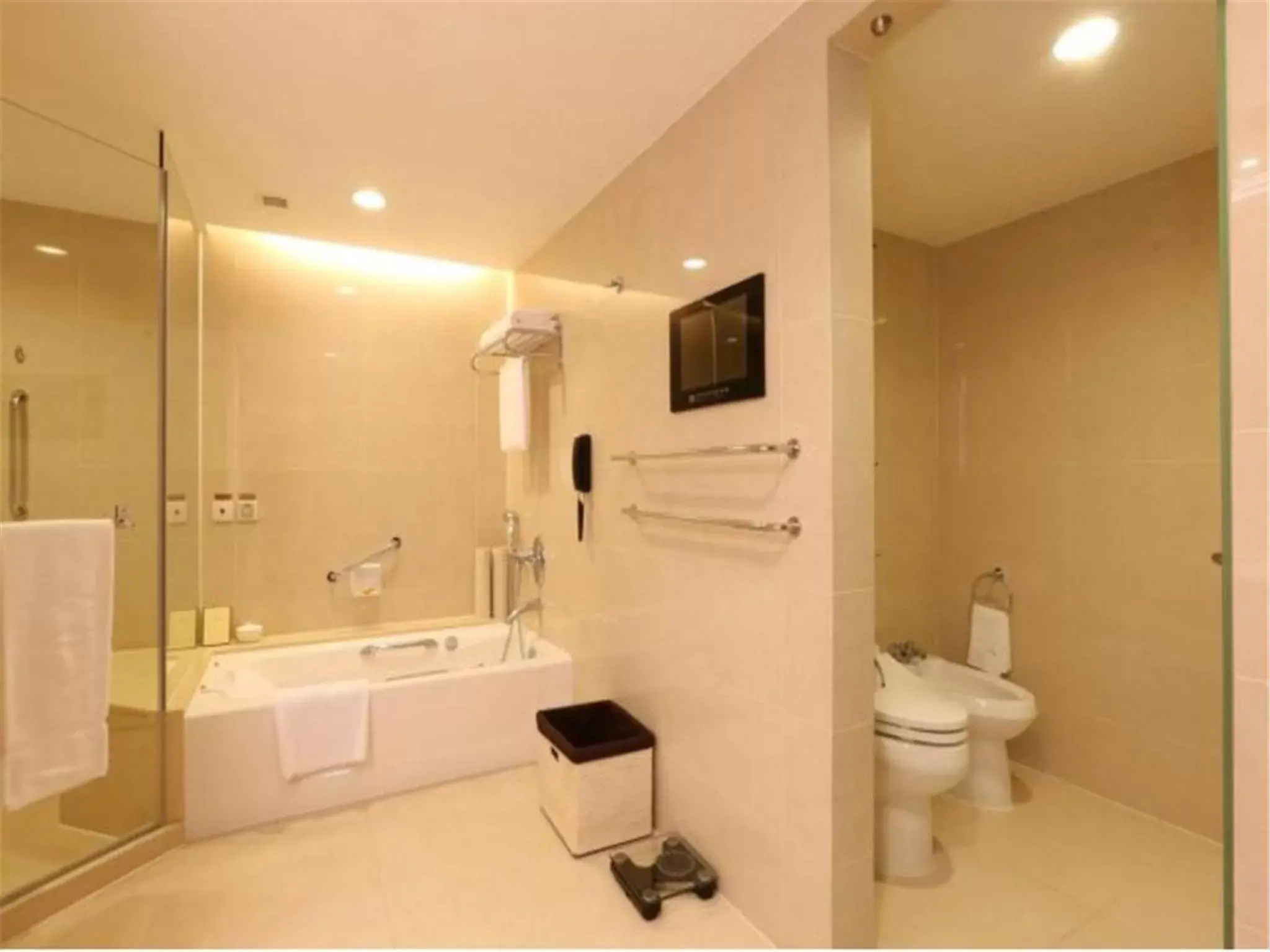 Bathroom in Shangri-La Dalian