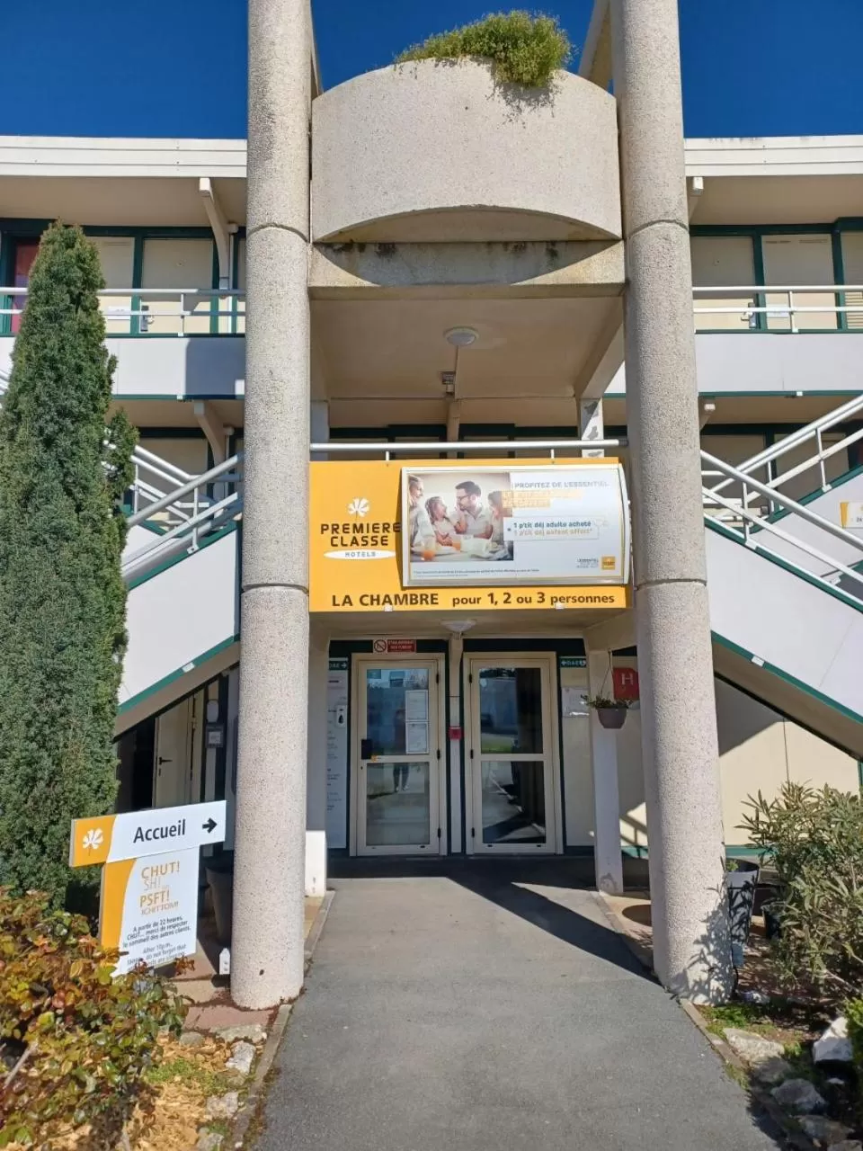 Property building in Premiere Classe La Rochelle Sud - Angoulins