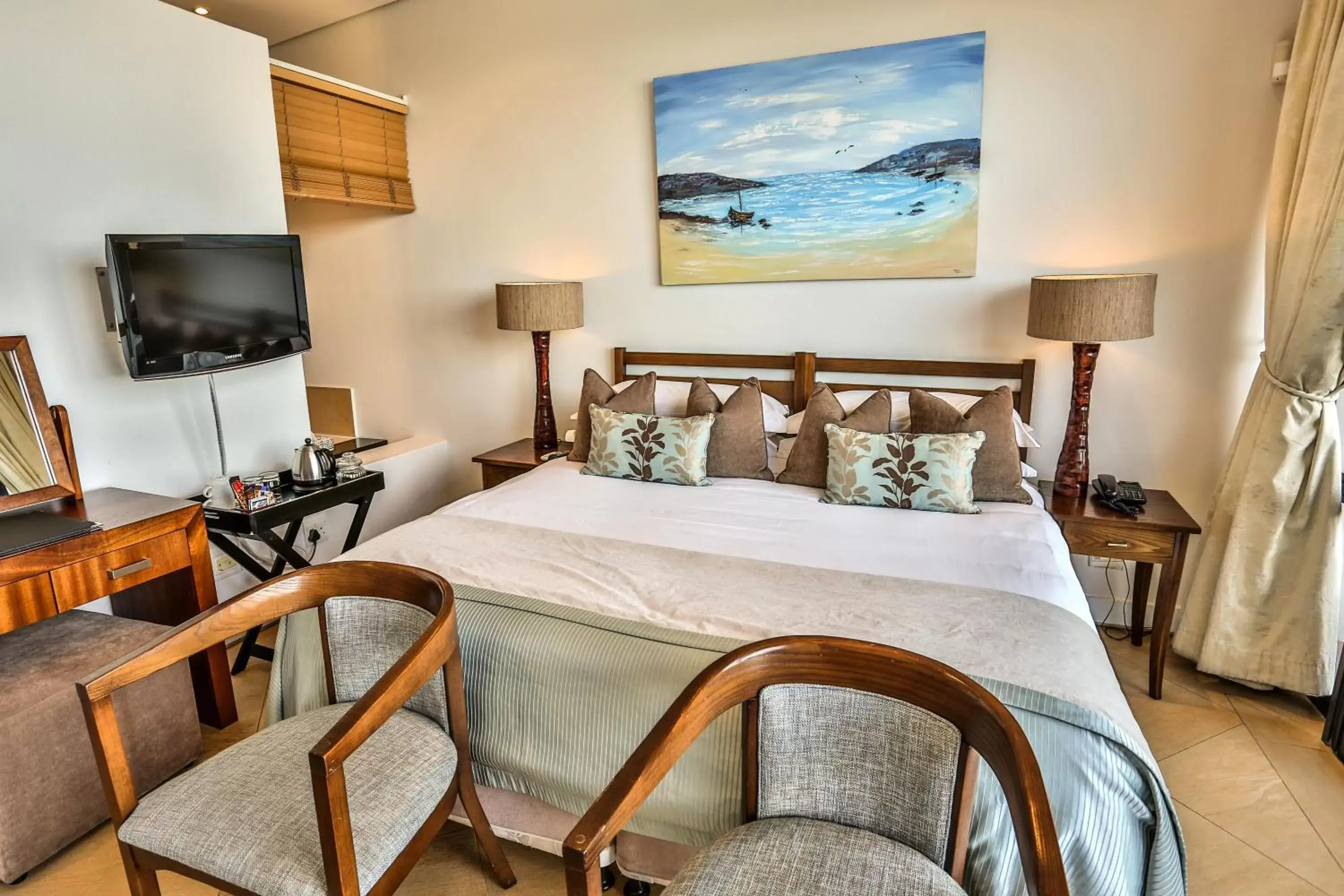 Bedroom, Bed in Canelands Beach Club