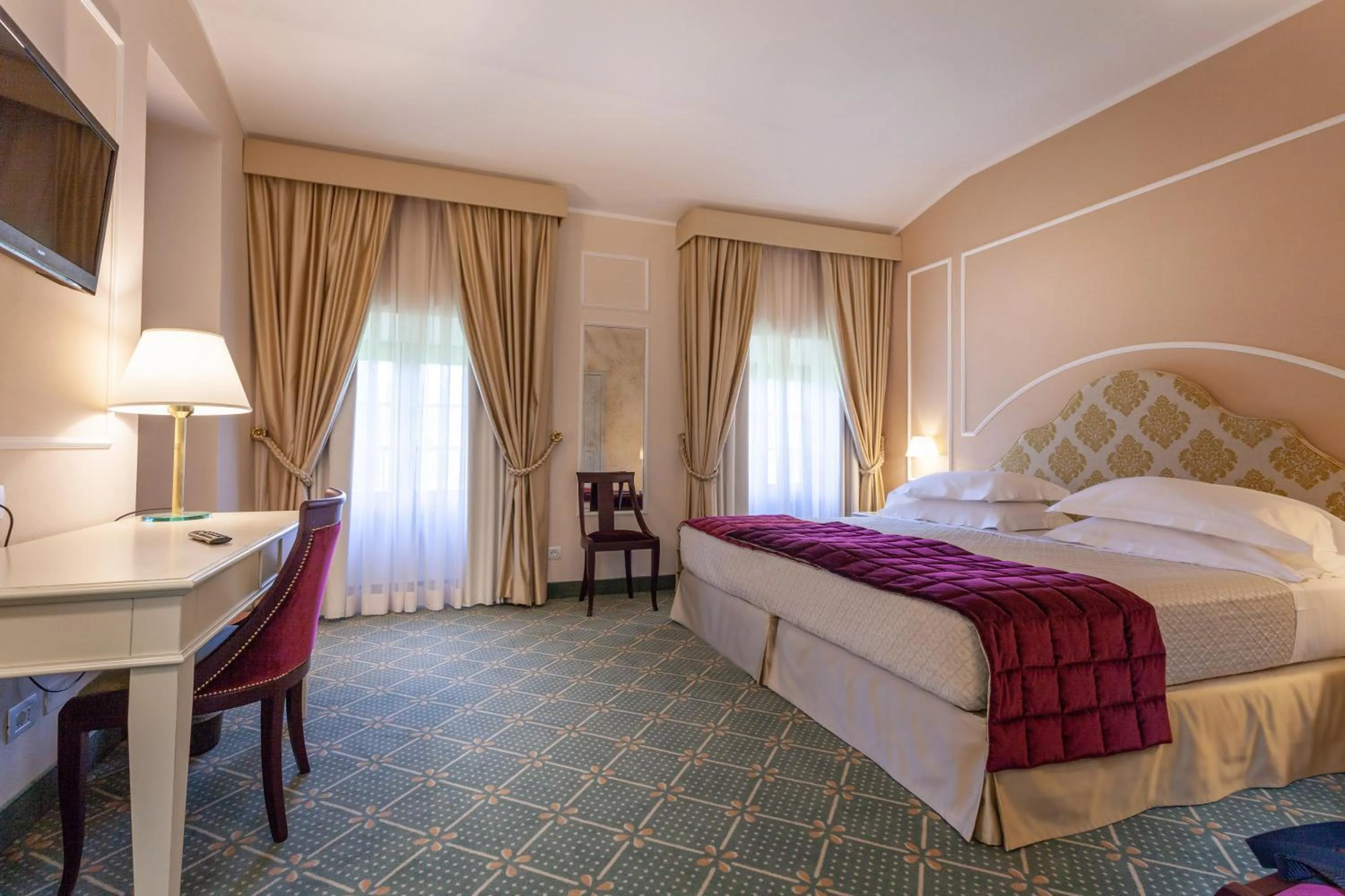 Bedroom, Bed in Hotel Villa San Lucchese