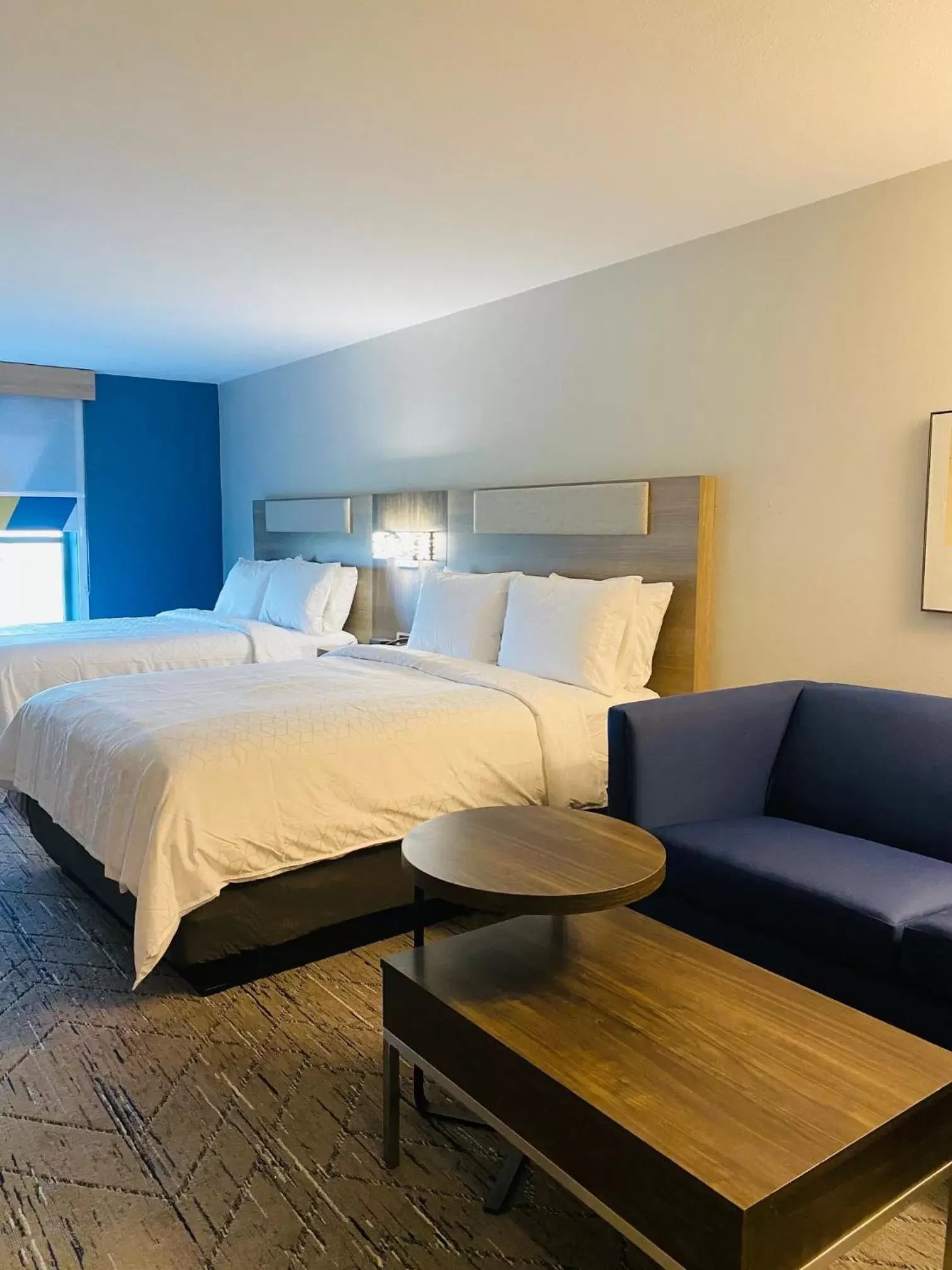 Bed in Holiday Inn Express - Gulfport Beach, an IHG Hotel