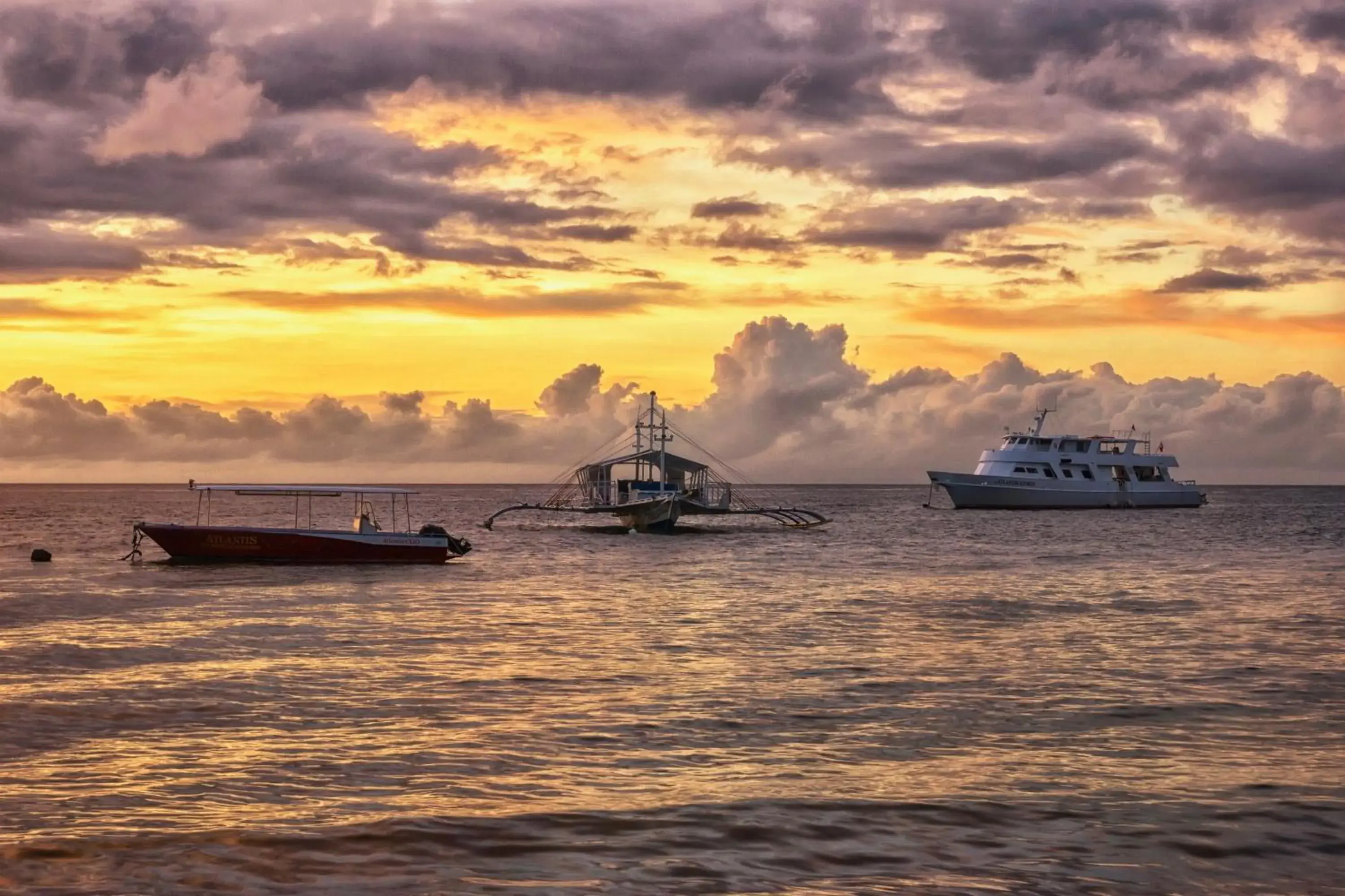 Snorkeling, Sunrise/Sunset in Atlantis Dive Resort Dumaguete