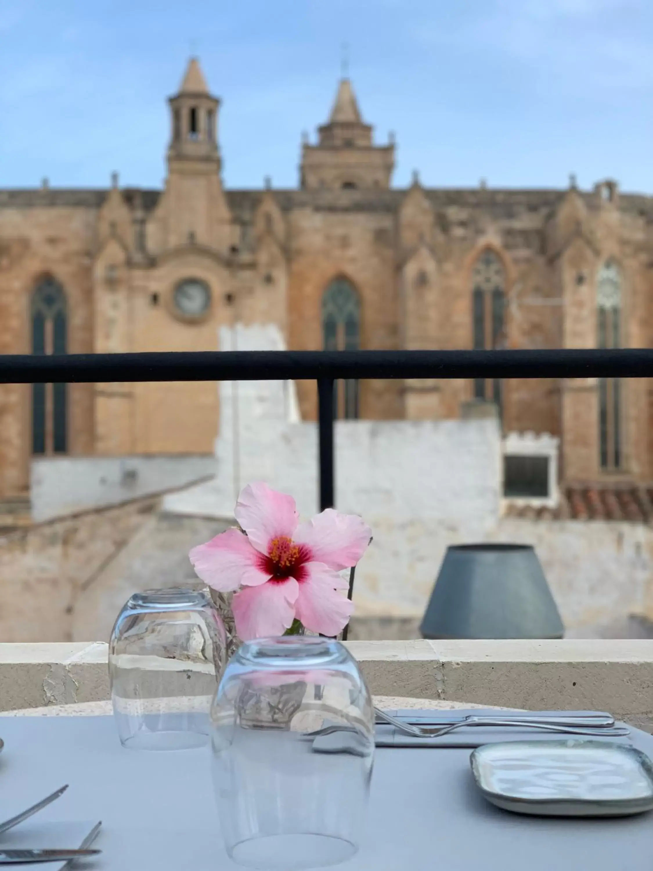 Balcony/Terrace in Fragile Hotel