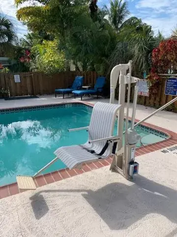 Swimming Pool in Siesta Key Palms Resort