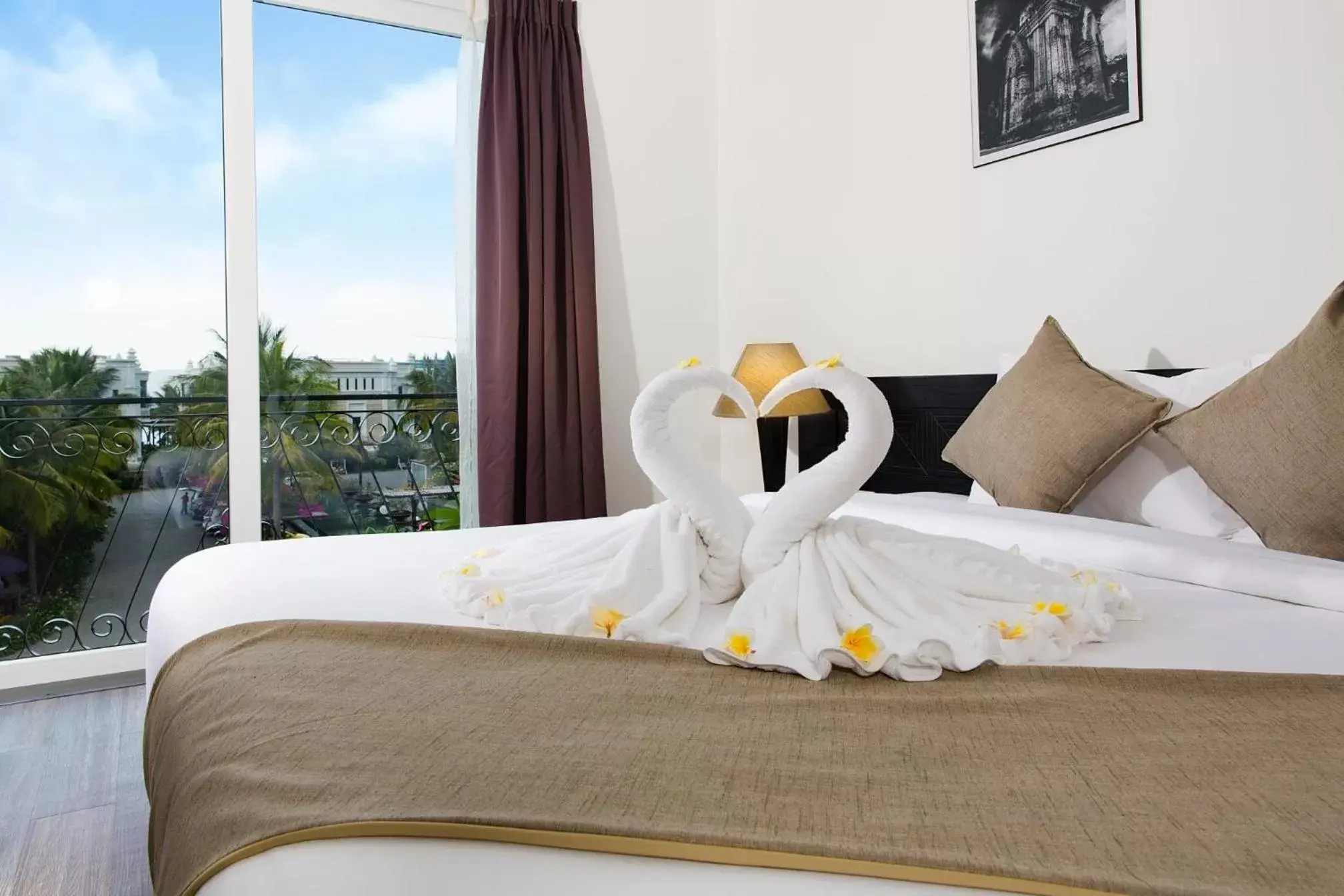 Bed in Champa Island Nha Trang - Resort Hotel & Spa