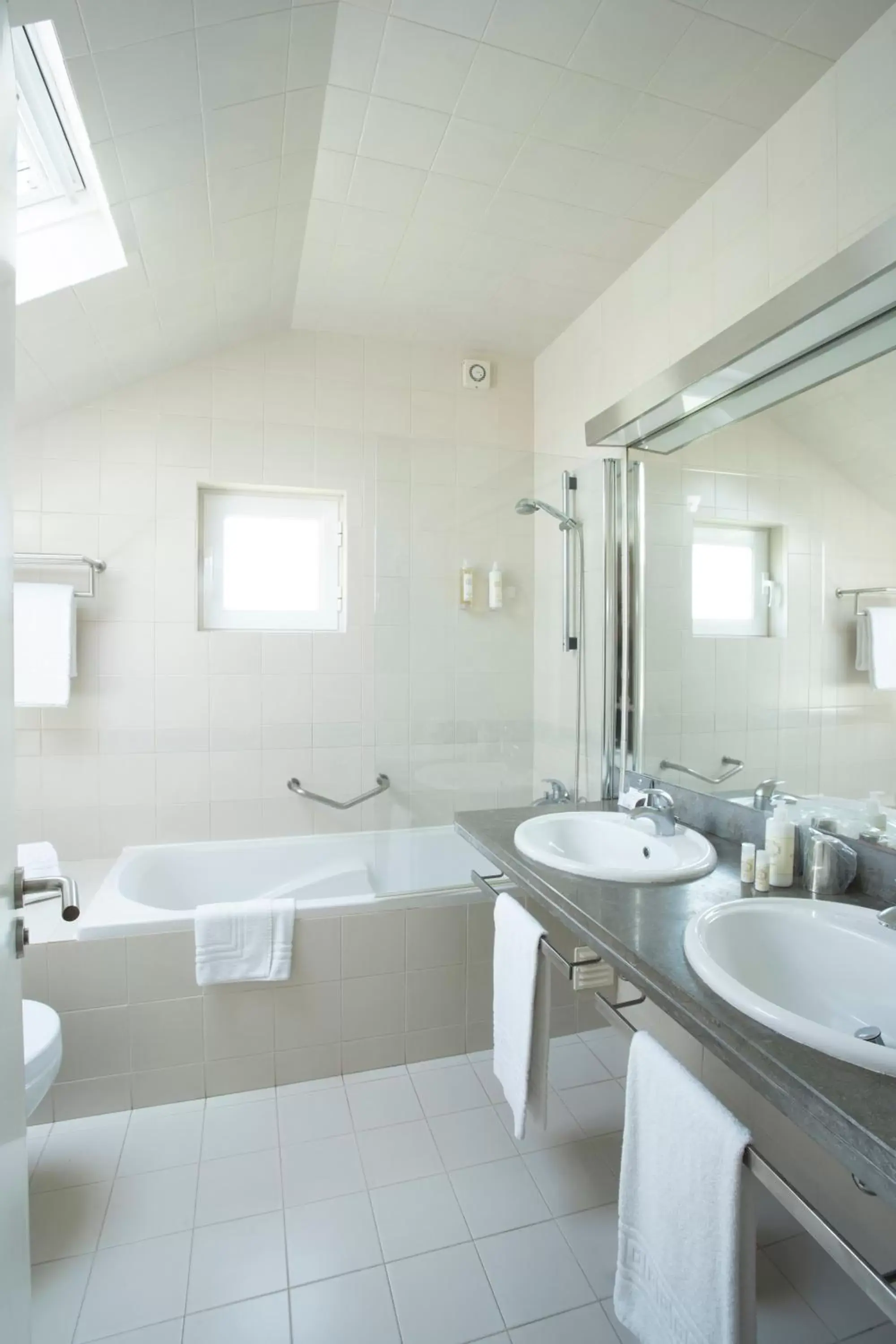 Bathroom in Vila Bicuda Resort