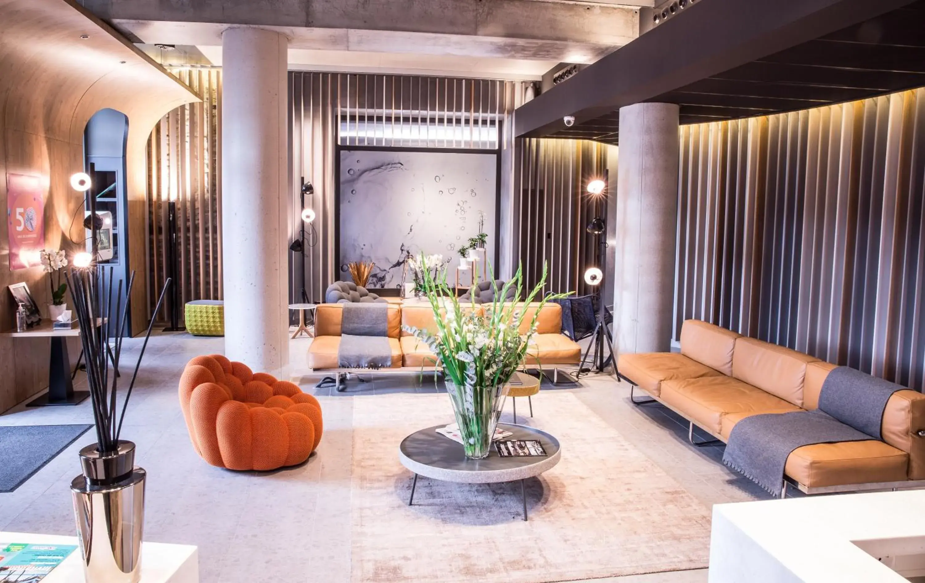 Living room, Lobby/Reception in Novotel Saint Brieuc Centre Gare