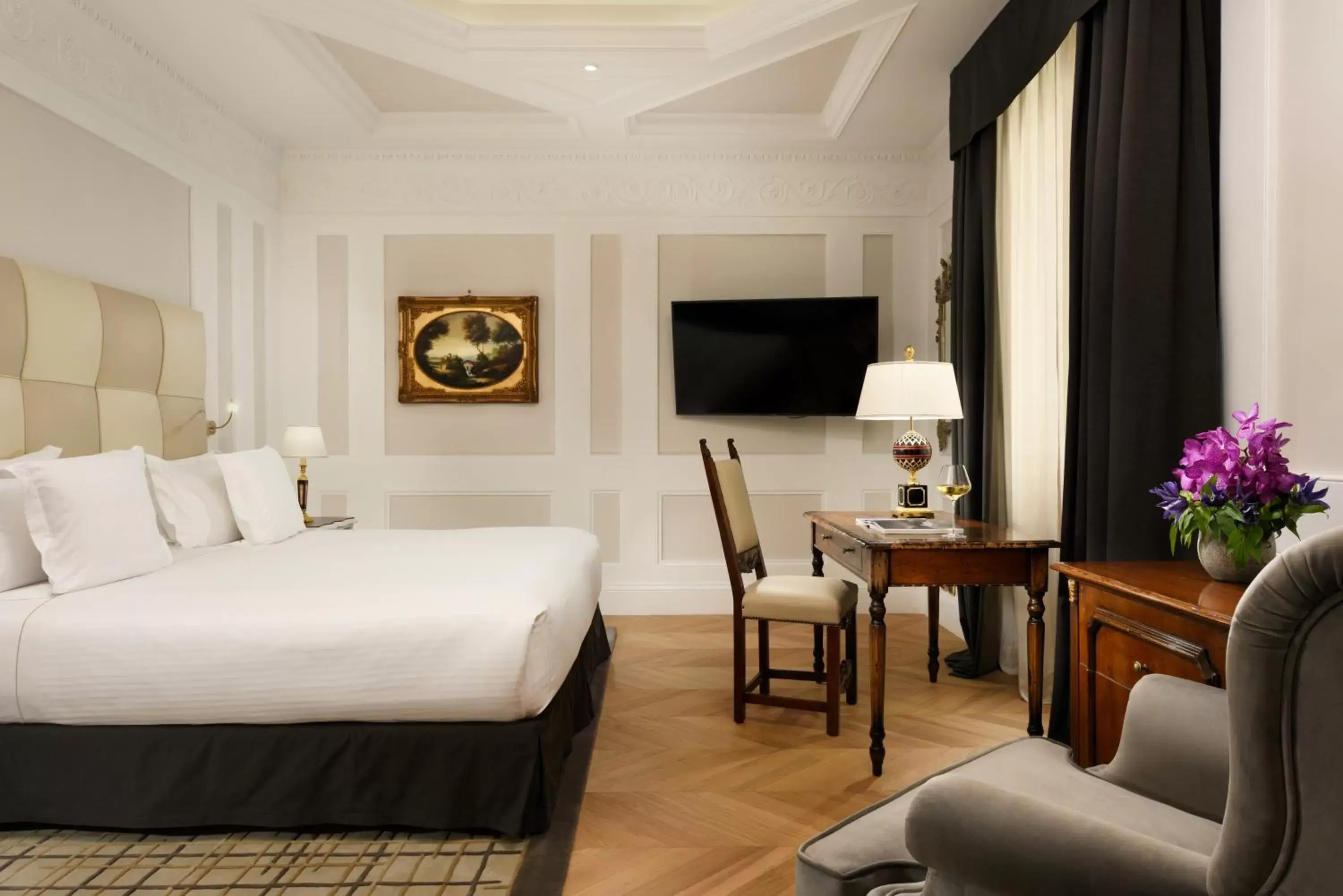 Prestige Room in Hotel Splendide Royal - The Leading Hotels of the World