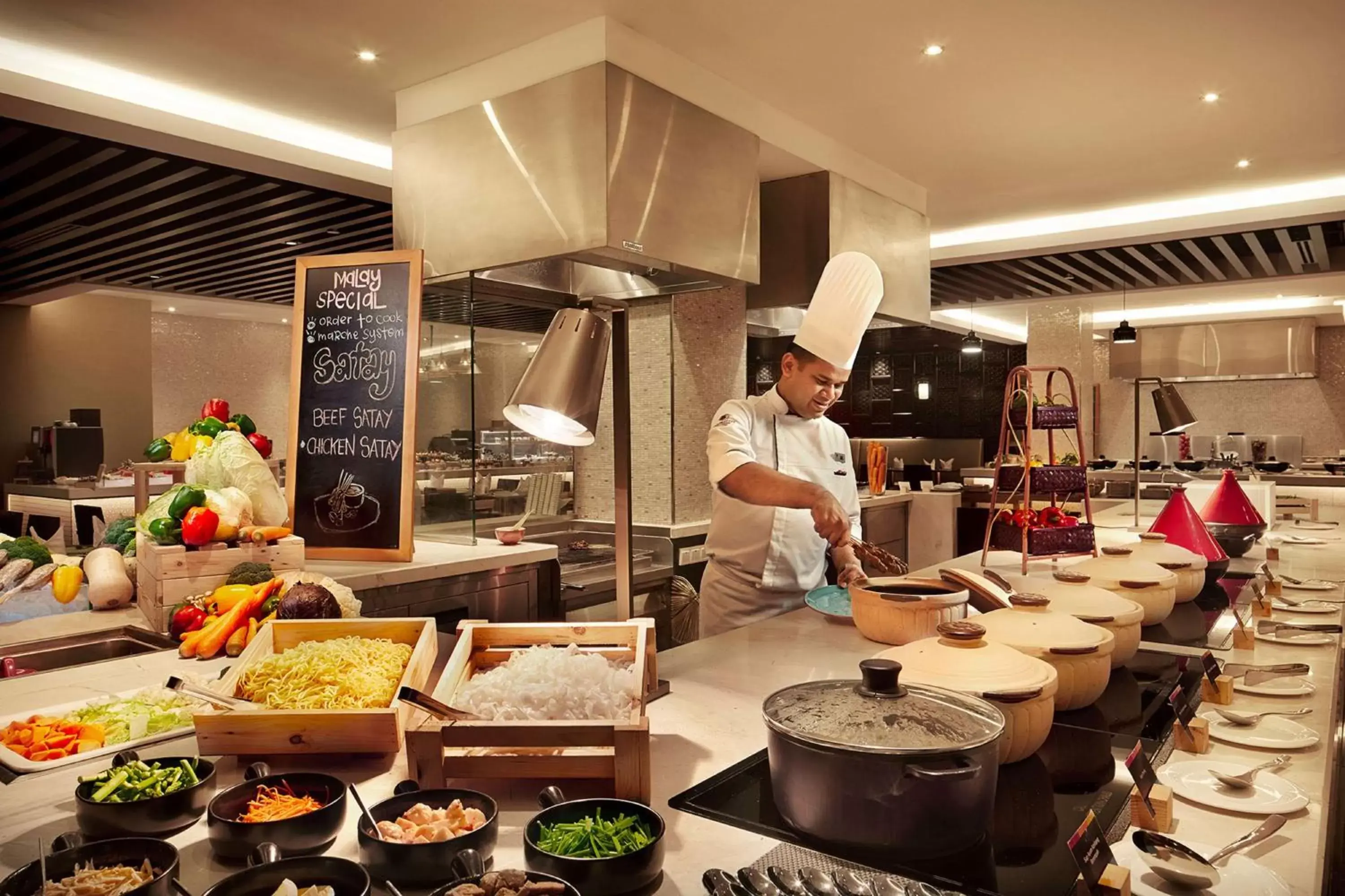 Dining area in DoubleTree by Hilton Melaka