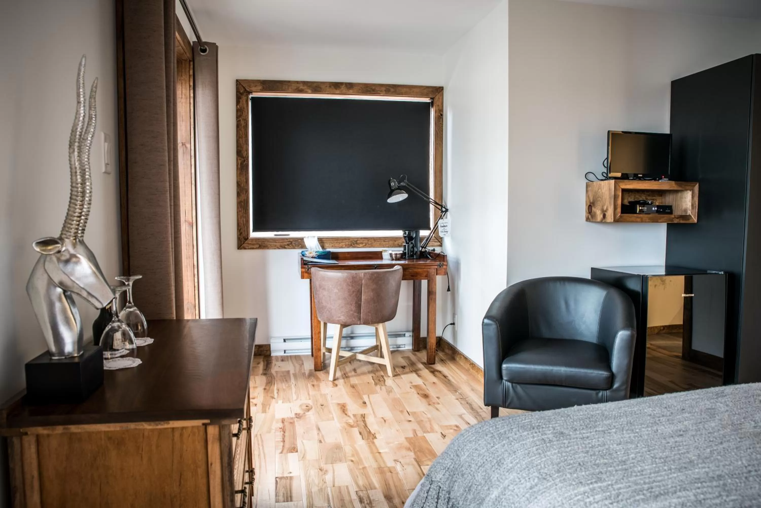 Seating area, TV/Entertainment Center in Gîte du Haut des Arbres