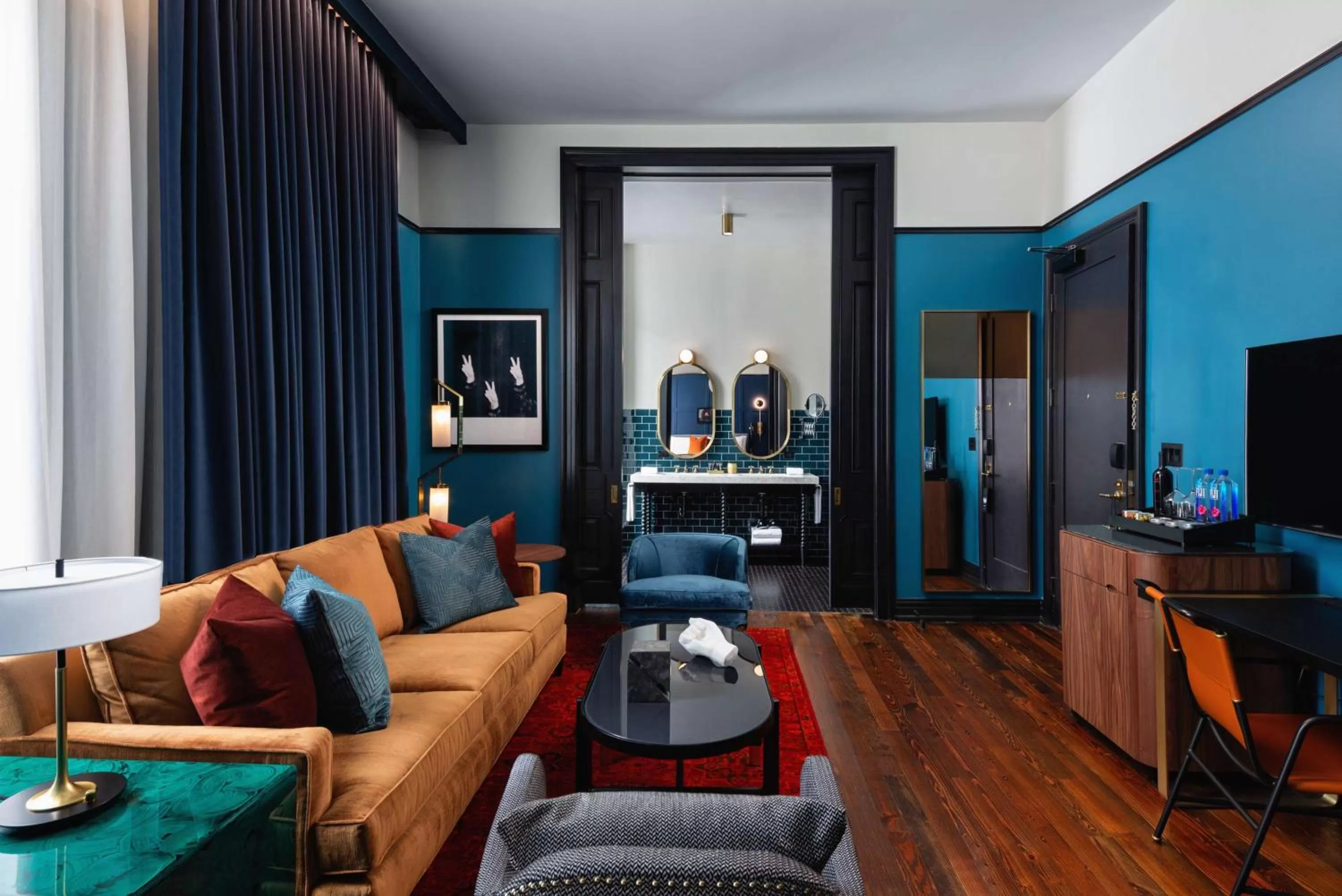 Photo of the whole room in Dream Nashville, by Hyatt