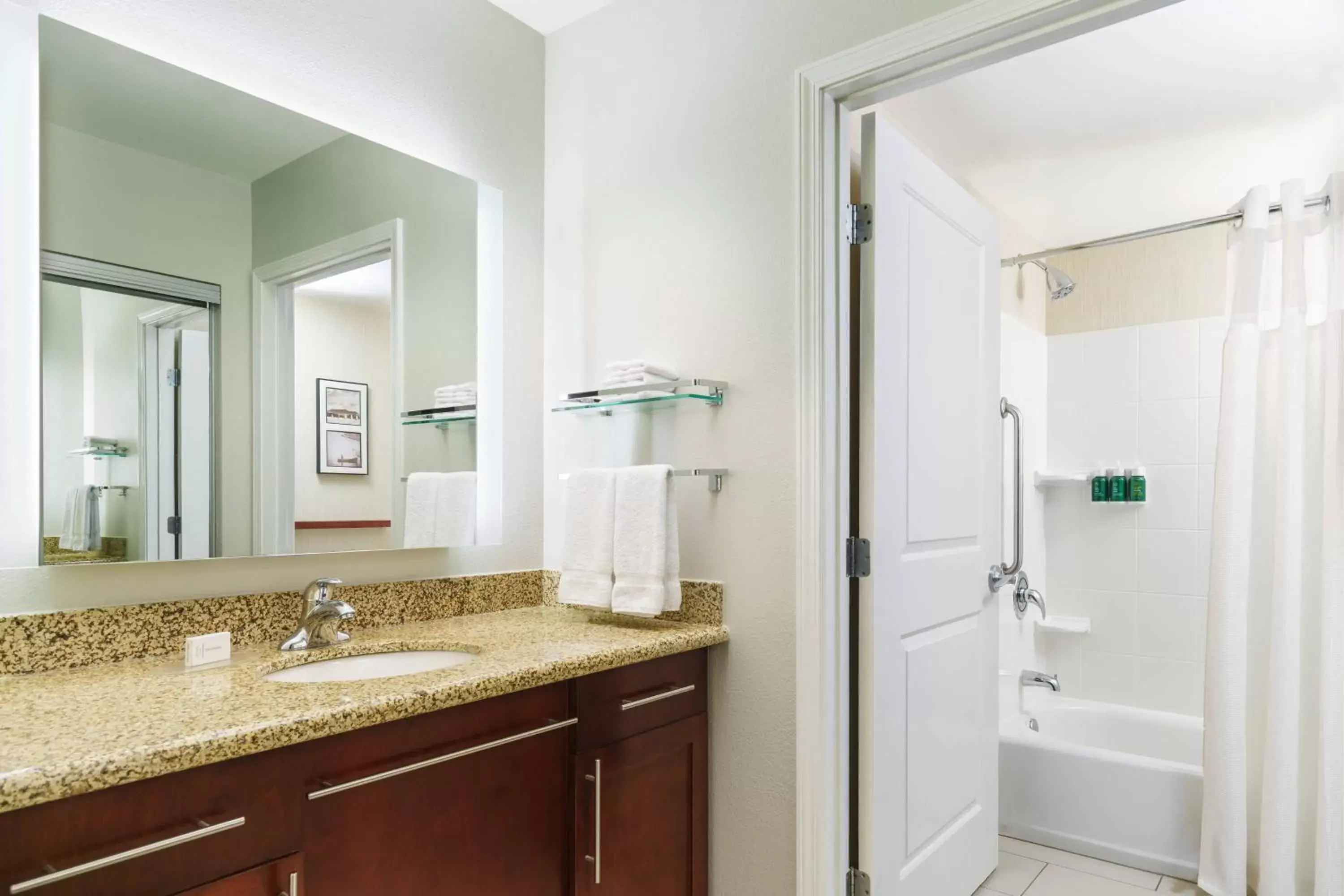 Bathroom in Residence Inn by Marriott Charleston North/Ashley Phosphate