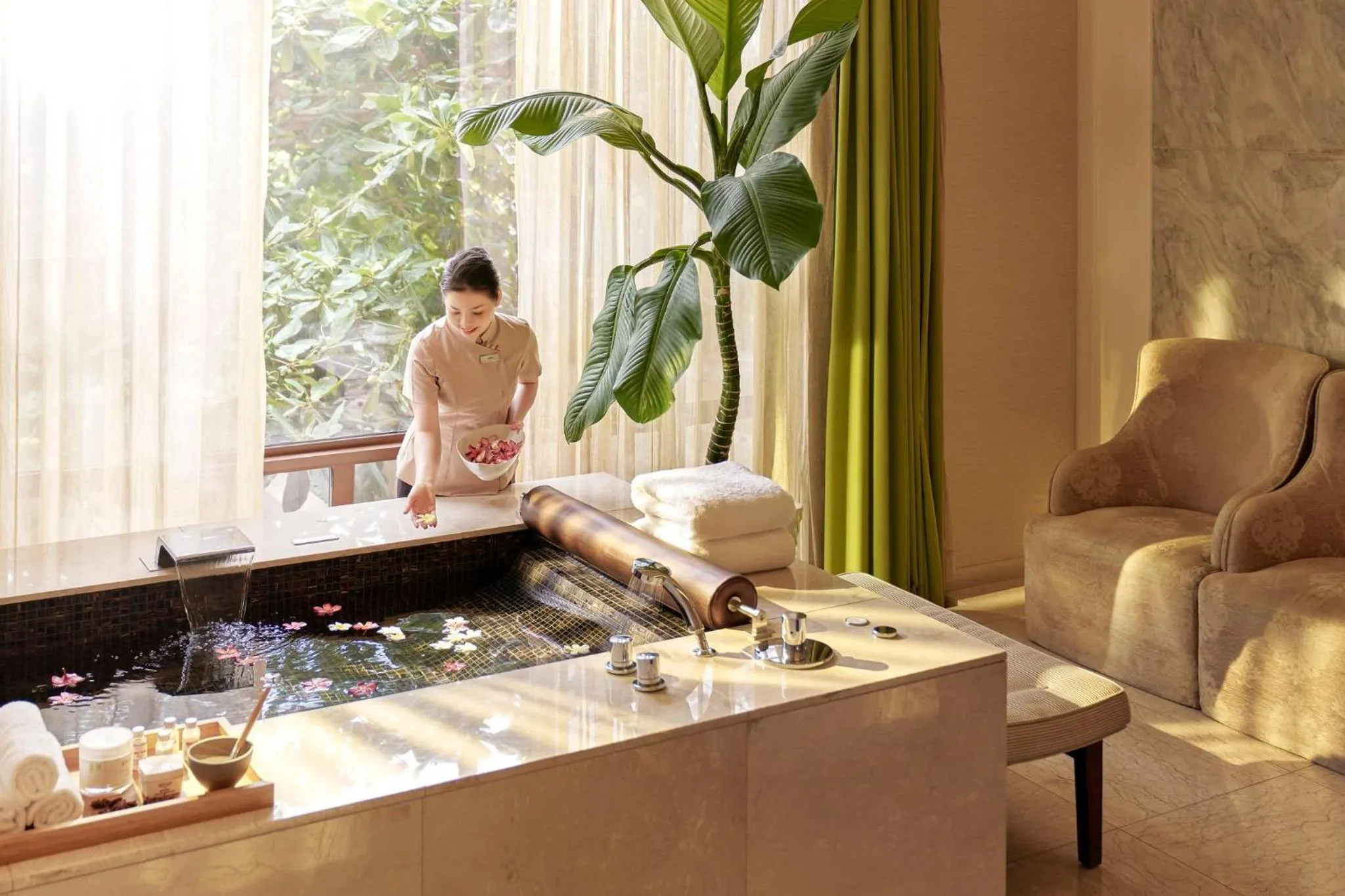 Spa and wellness centre/facilities in InterContinental Grand Ho Tram