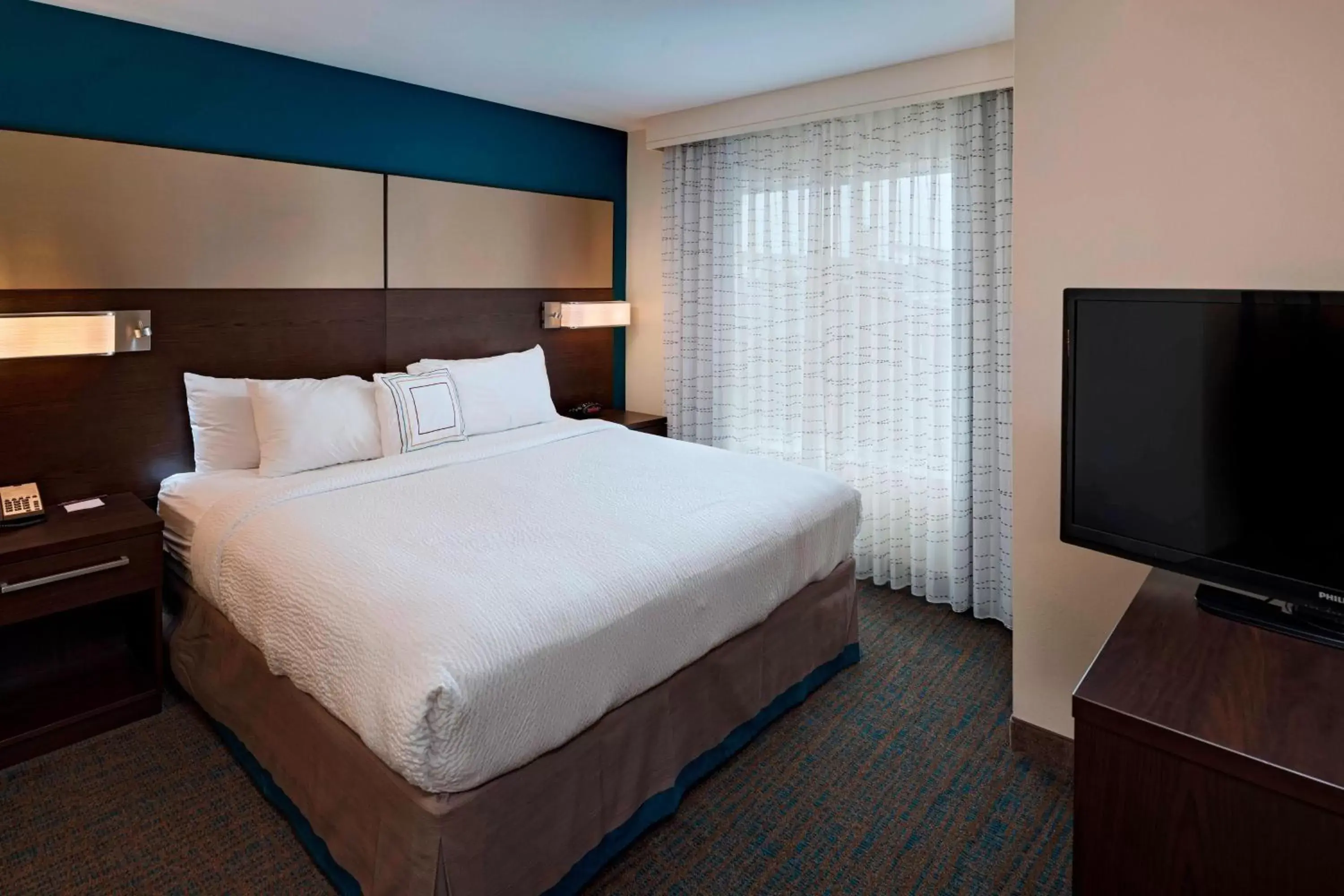 Photo of the whole room, Bed in Residence Inn by Marriott Omaha West