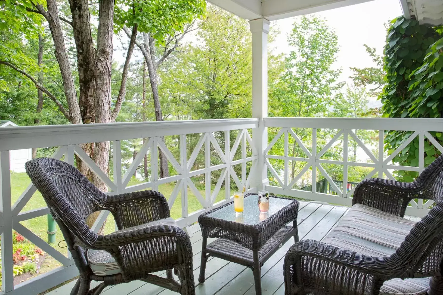 Patio, Balcony/Terrace in Manoir Hovey