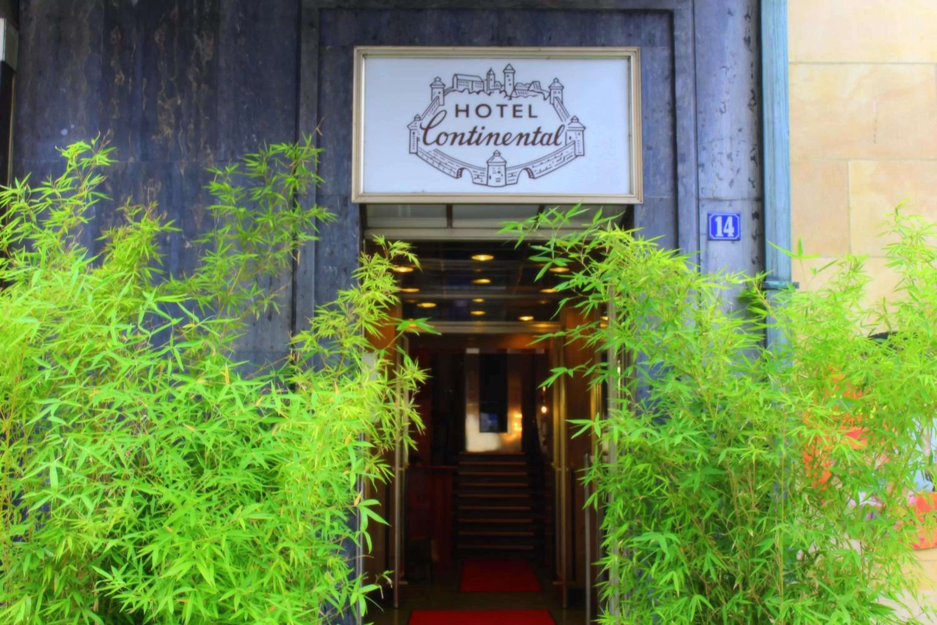 Facade/entrance in Hotel Continental