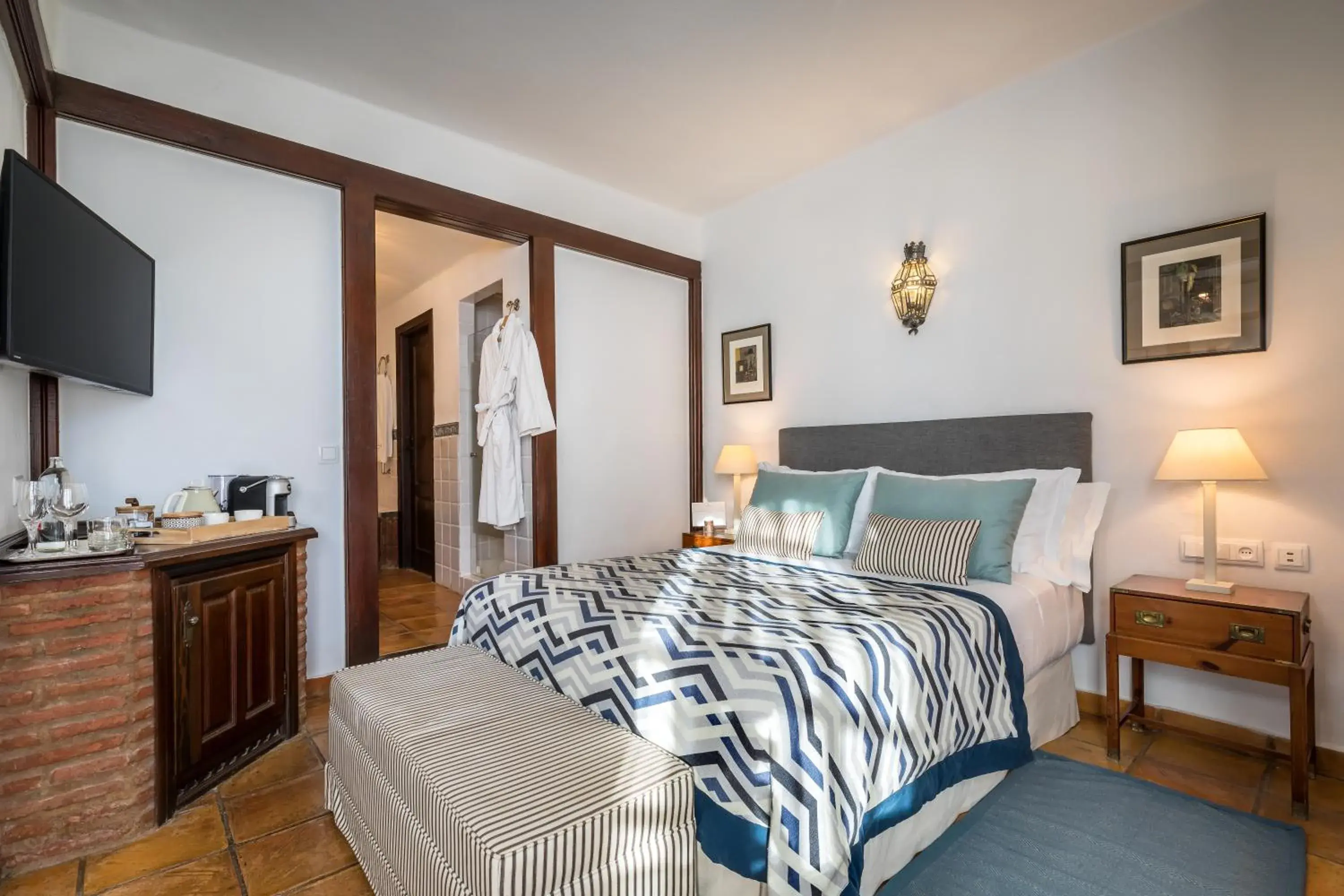 Bedroom, Bed in La Bobadilla, a Royal Hideaway Hotel