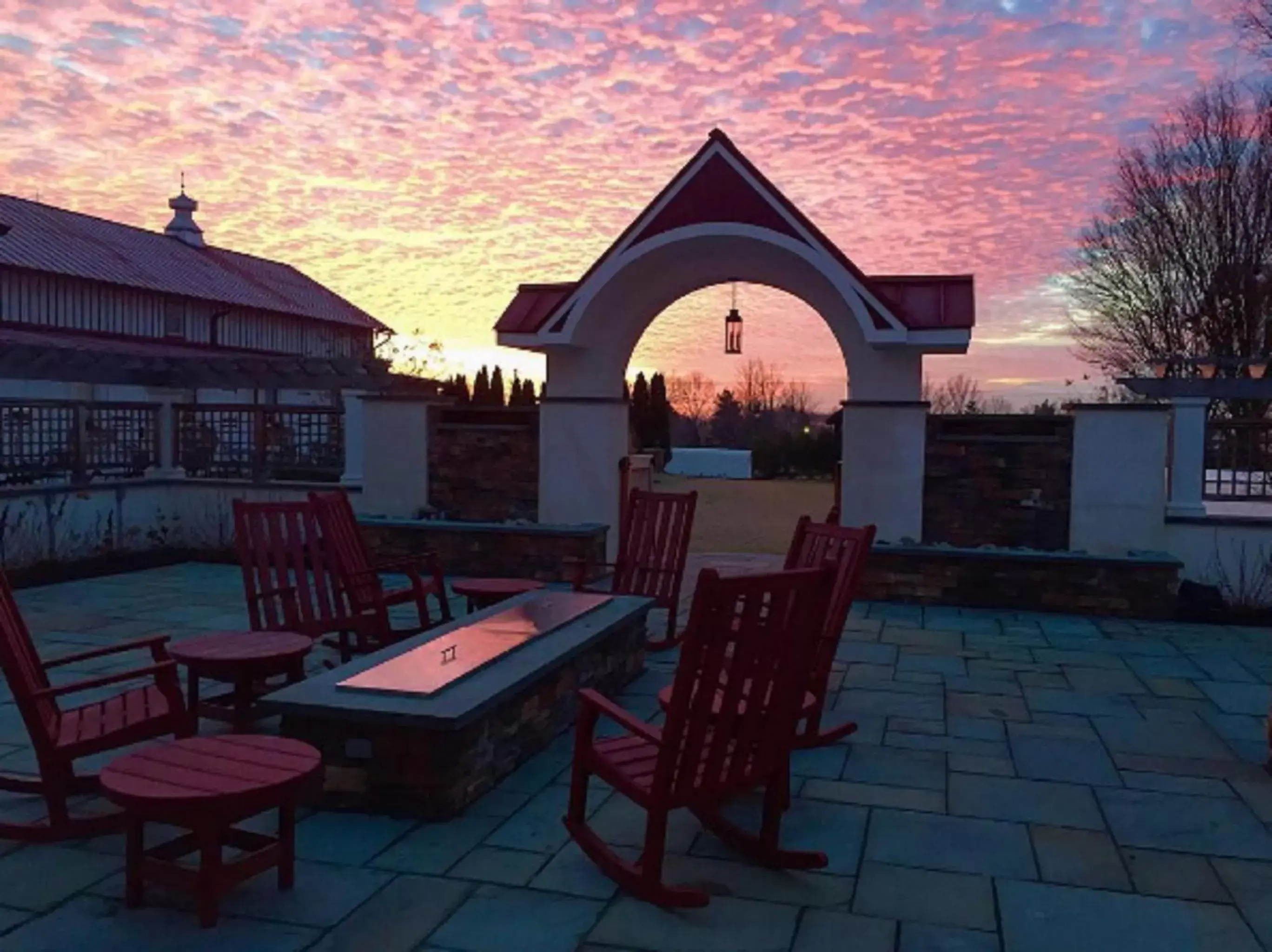 Patio in Normandy Farm Hotel & Conference Center